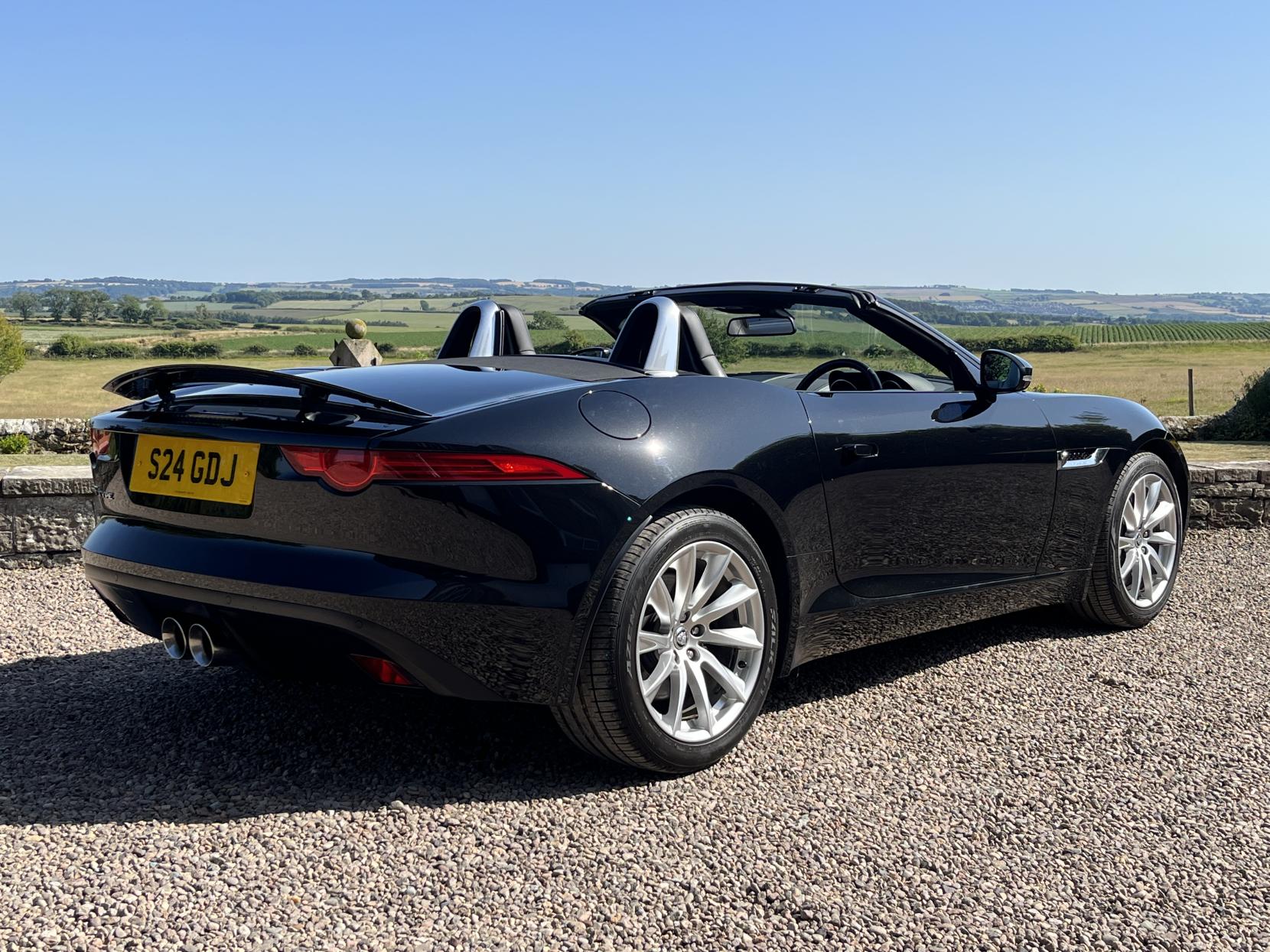 Jaguar F-Type 3.0 V6 Convertible 2dr Petrol Auto Euro 5 (s/s) (340 ps)