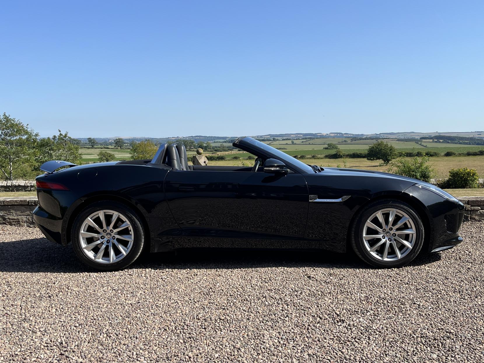Jaguar F-Type 3.0 V6 Convertible 2dr Petrol Auto Euro 5 (s/s) (340 ps)
