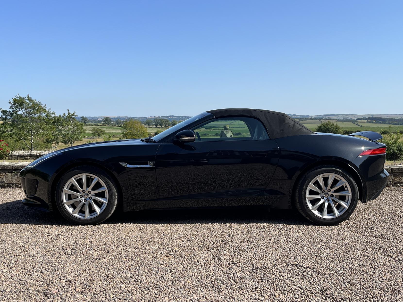 Jaguar F-Type 3.0 V6 Convertible 2dr Petrol Auto Euro 5 (s/s) (340 ps)