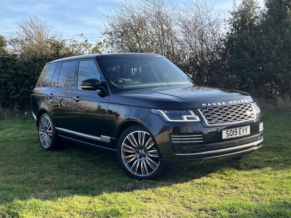 Land Rover Range Rover 3.0 SD V6 Autobiography SUV 5dr Diesel Auto 4WD Euro 6 (s/s) (275 ps)