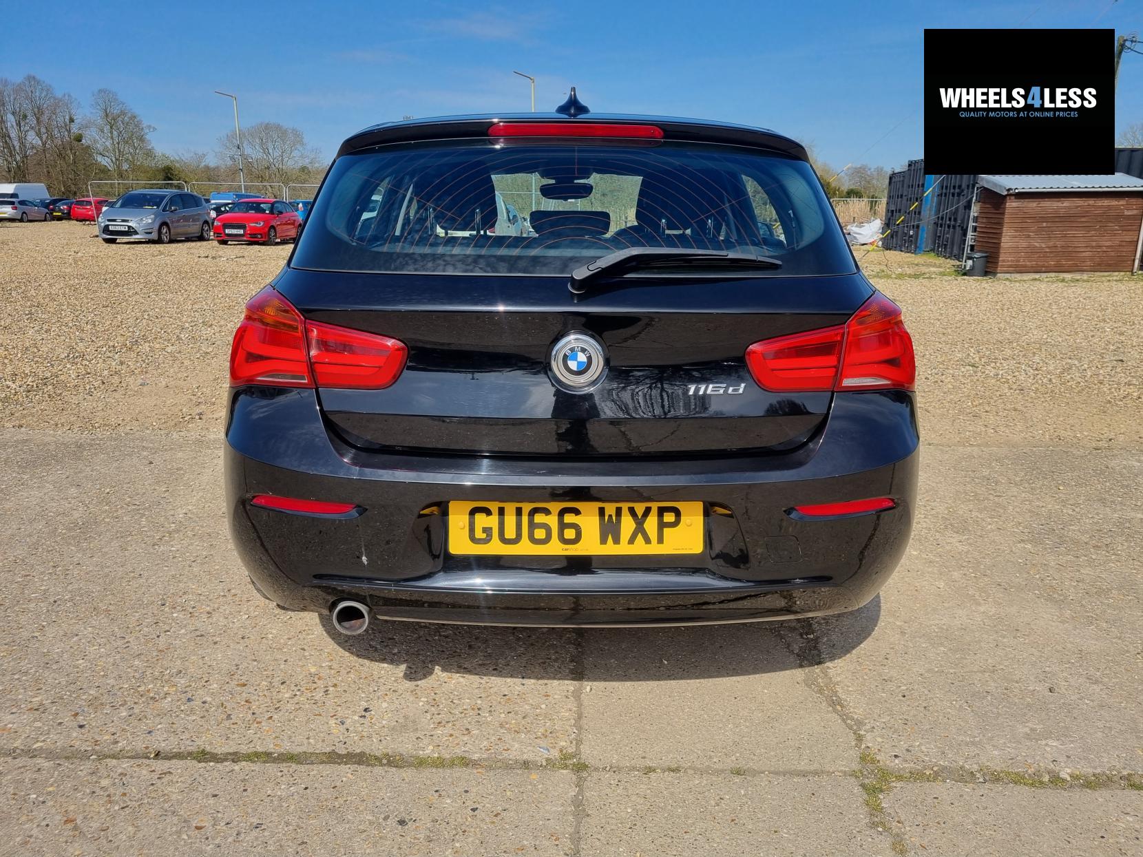 BMW 1 Series 1.5 116d SE Hatchback 5dr Diesel Manual Euro 6 (s/s) (116 ps)