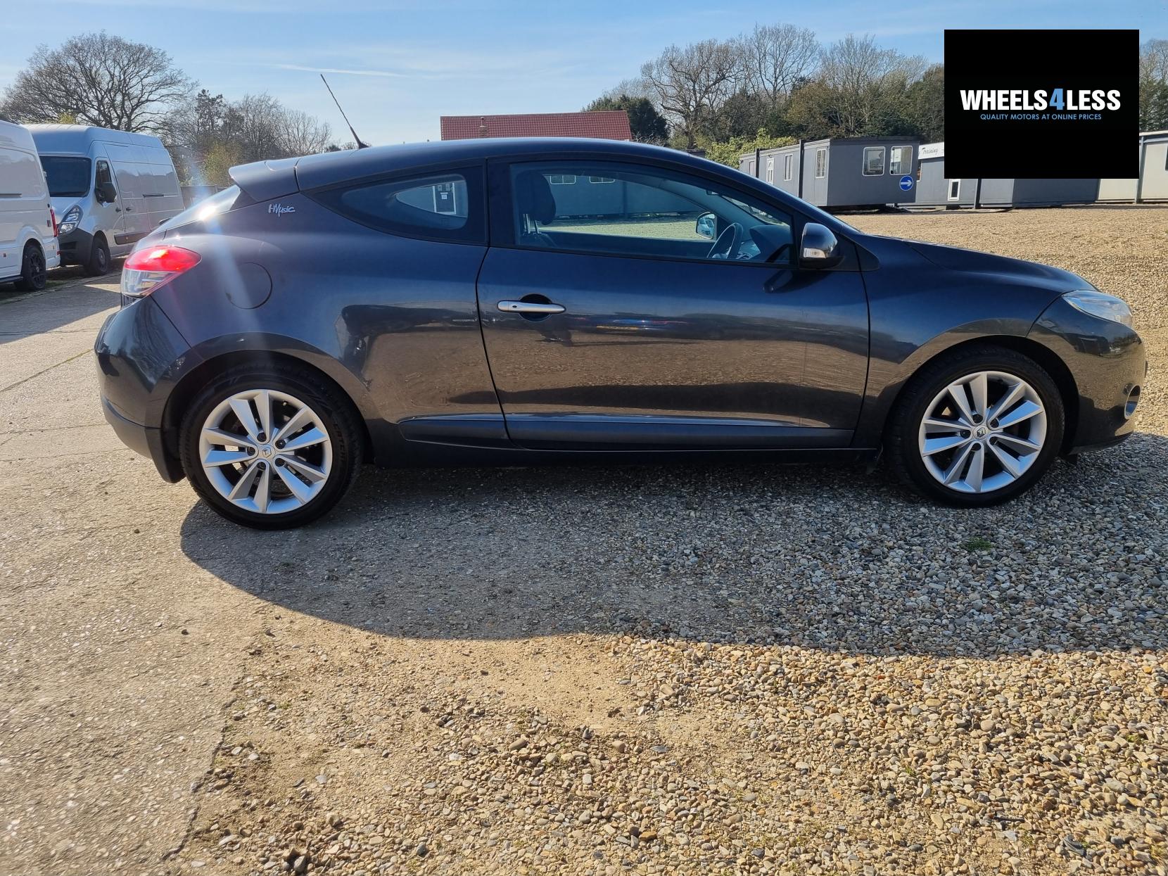 Renault Megane 1.9 dCi I-Music Coupe 3dr Diesel Manual Euro 5 (130 ps)