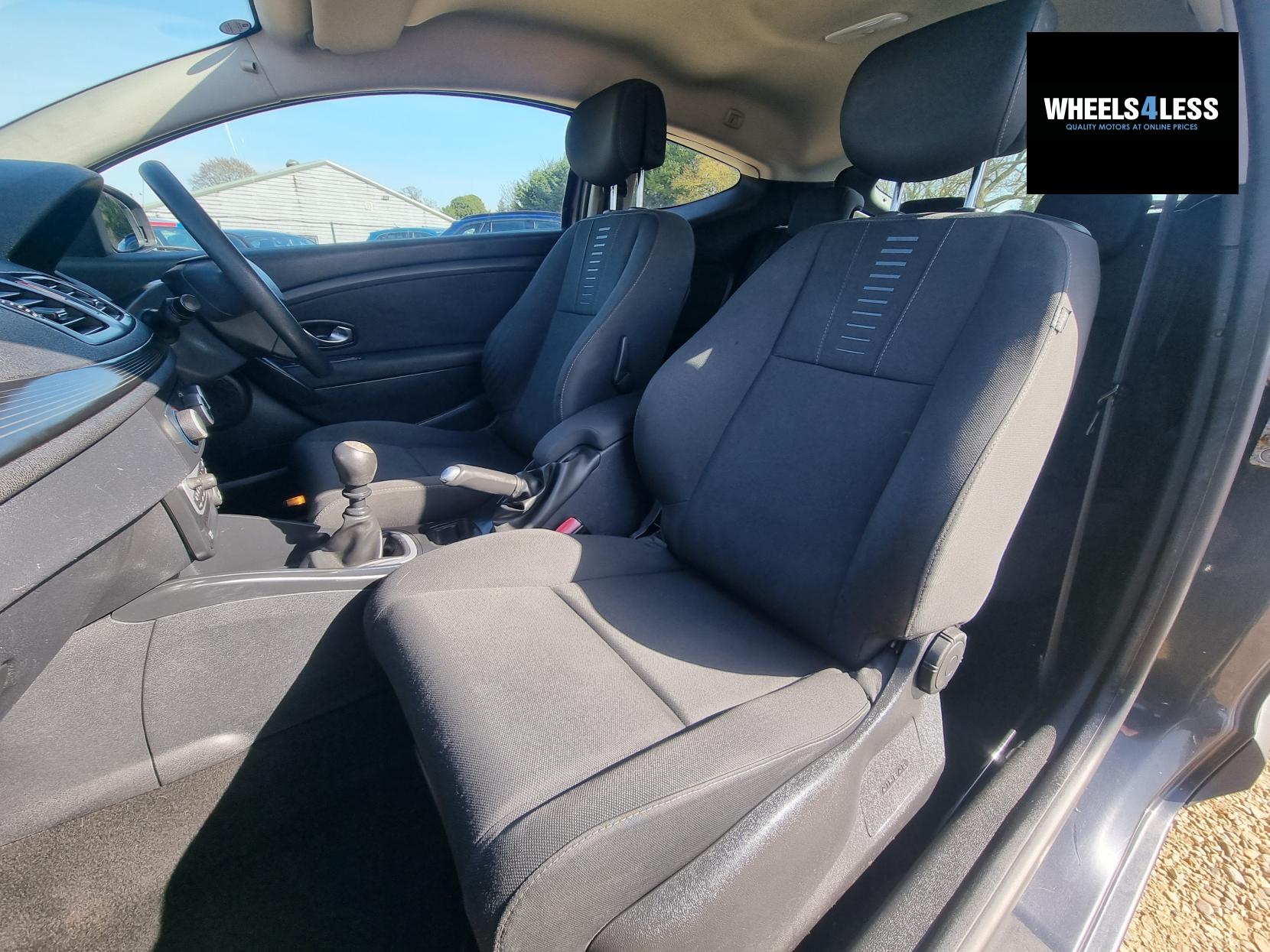 Renault Megane 1.9 dCi I-Music Coupe 3dr Diesel Manual Euro 5 (130 ps)