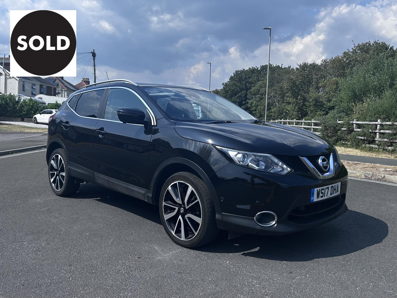 2017 NISSAN QASHQAI 1.6 DCI TEKNA SUV 5DR DIESEL MANUAL 4WD EURO 6 S S... photo