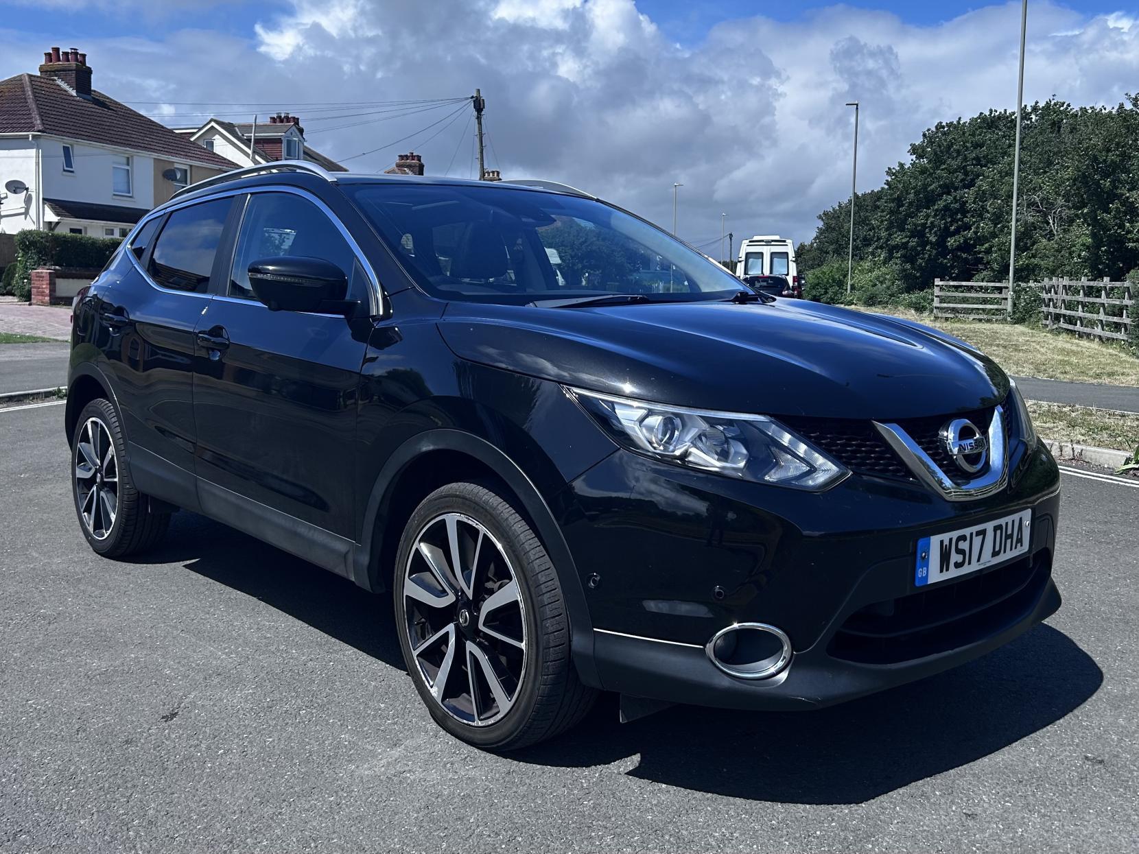 2017 Nissan Qashqai 1.6 dCi Tekna SUV 5dr Diesel Manual 4WD Euro 6 (s/s) (130 ps)