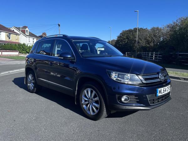 Volkswagen Tiguan 2.0 TDI BlueMotion Tech Match SUV 5dr Diesel DSG 4WD Euro 5 (s/s) (140 ps)