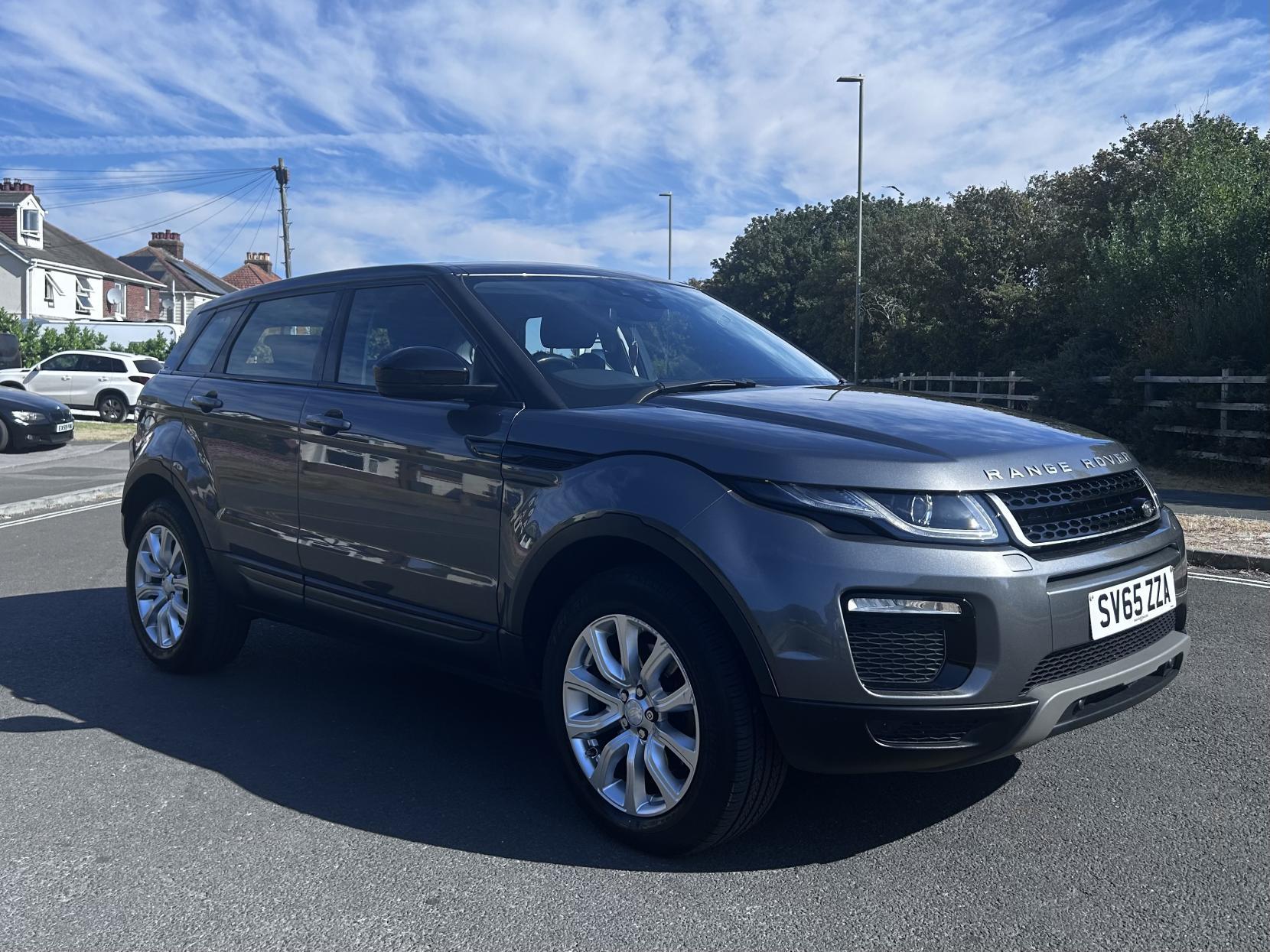 2015 Land Rover Range Rover Evoque 2.0 TD4 SE Tech SUV 5dr Diesel Manual 4WD Euro 6 (s/s) (180 ps)