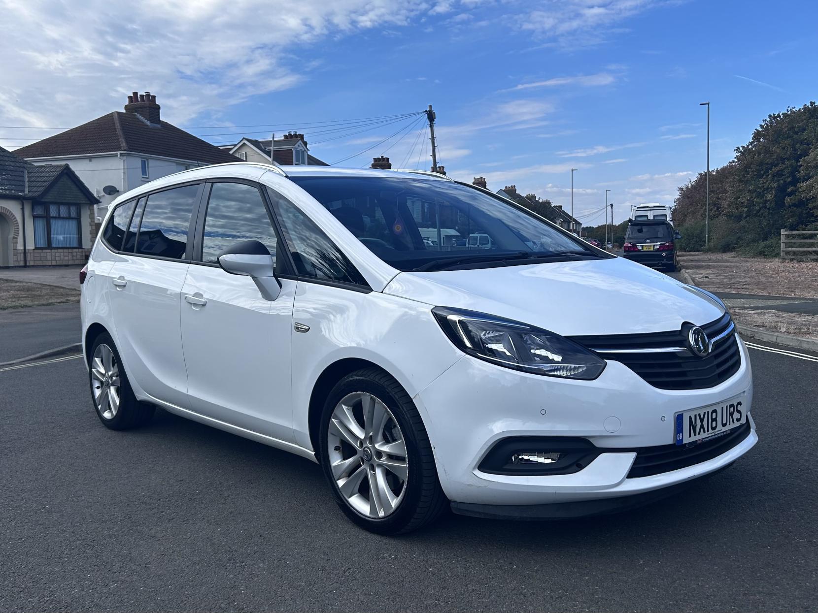 Vauxhall Zafira Tourer 2.0 CDTi SRi Nav MPV 5dr Diesel Manual Euro 6 (s/s) (170 ps)