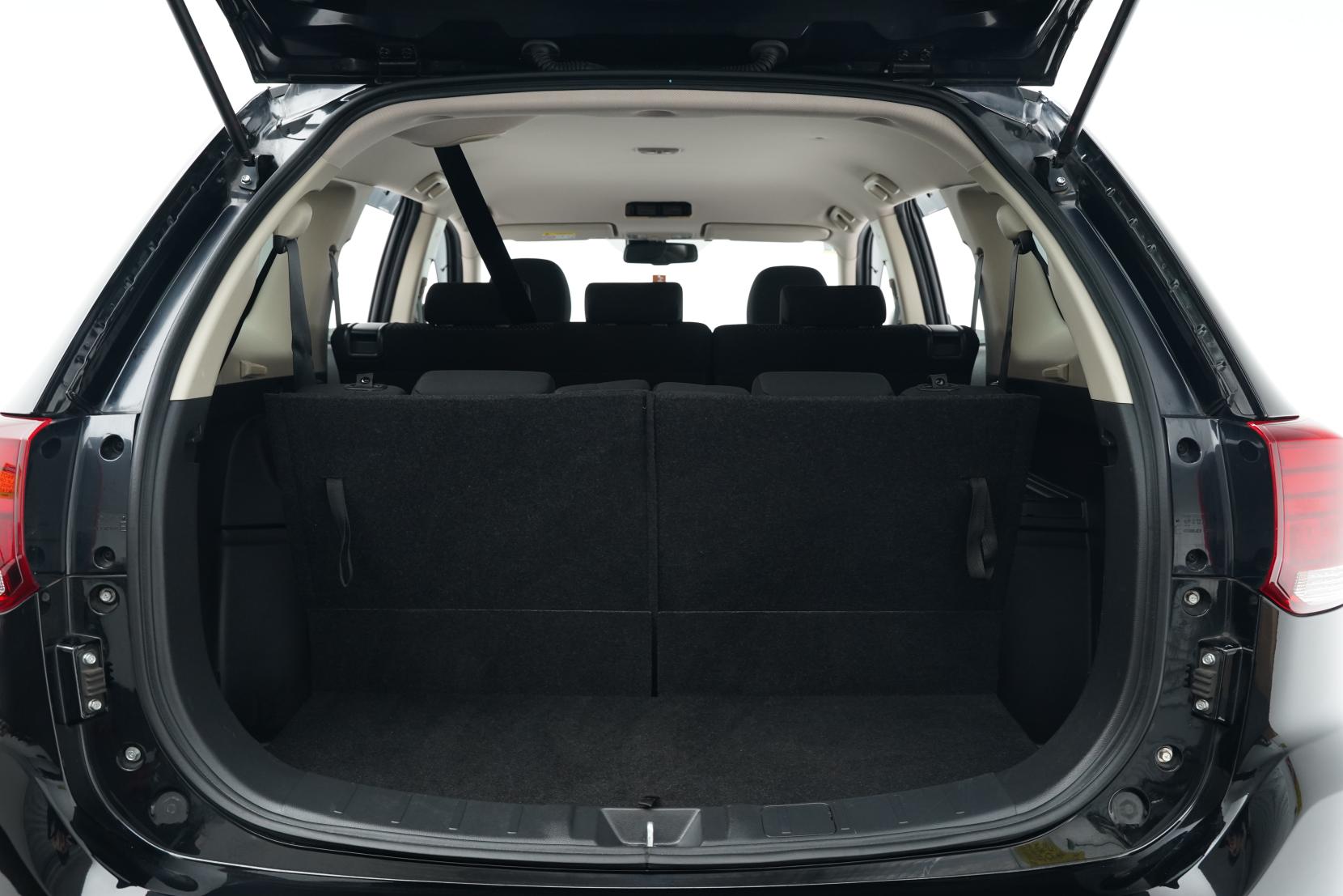 Mitsubishi Outlander 2.4 24G 4WD 7 Seater