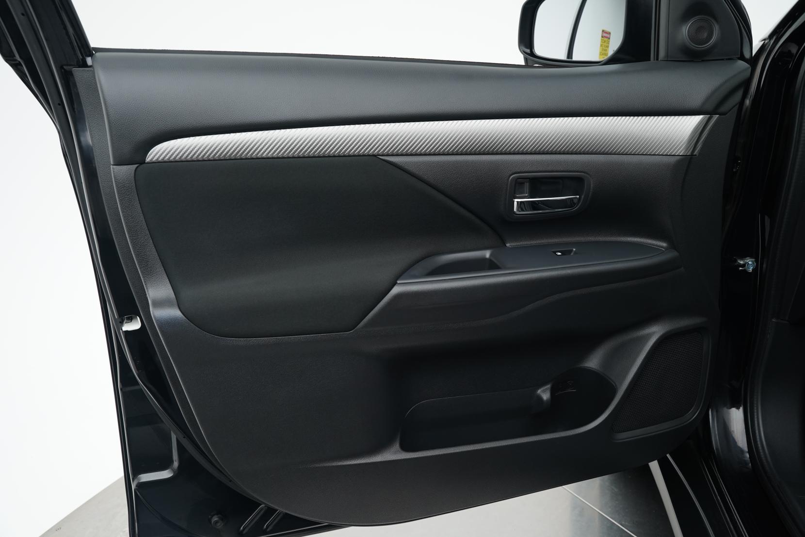 Mitsubishi Outlander 2.4 24G 4WD 7 Seater