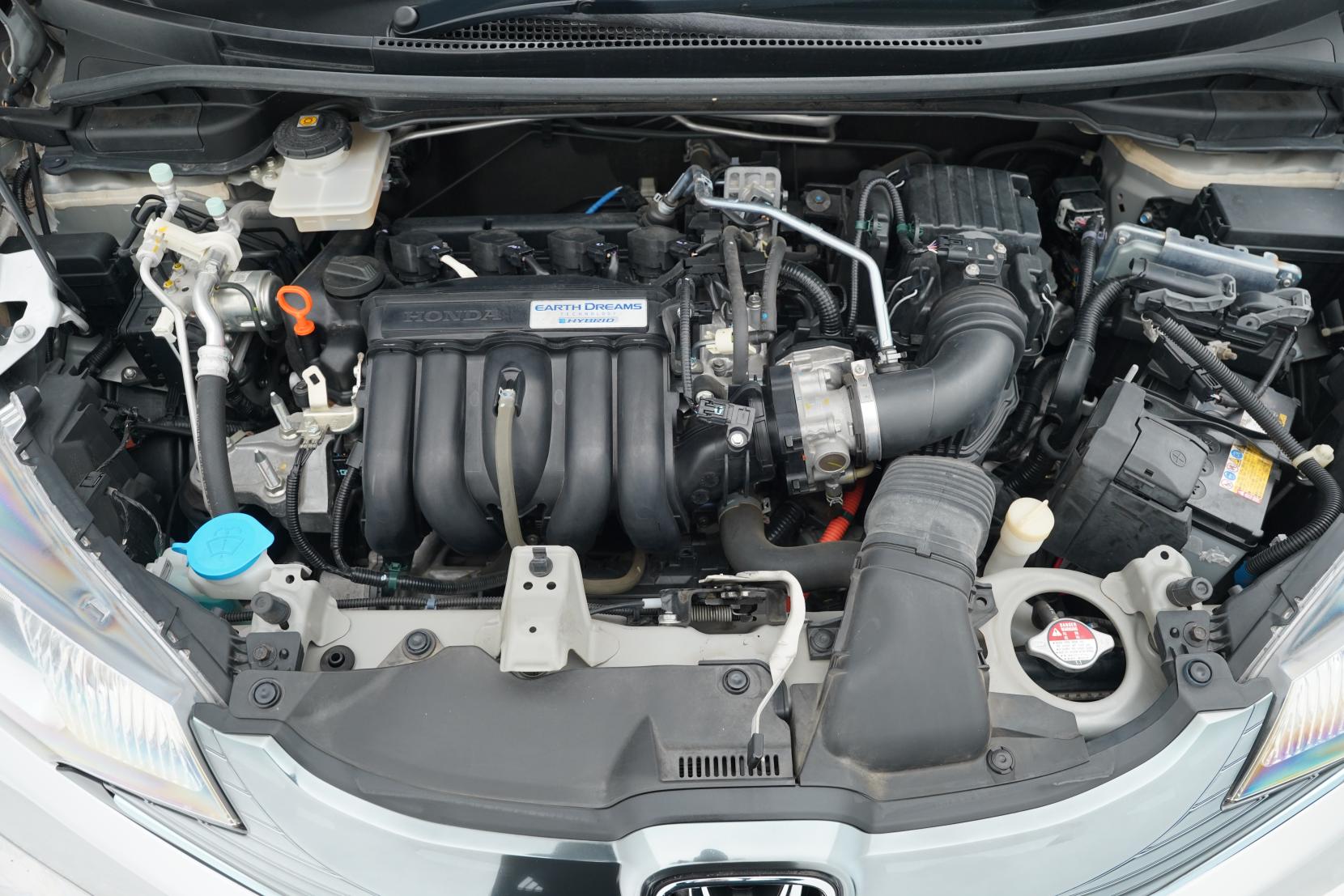 Honda Fit 1.5 HYBRID F PACKAGE