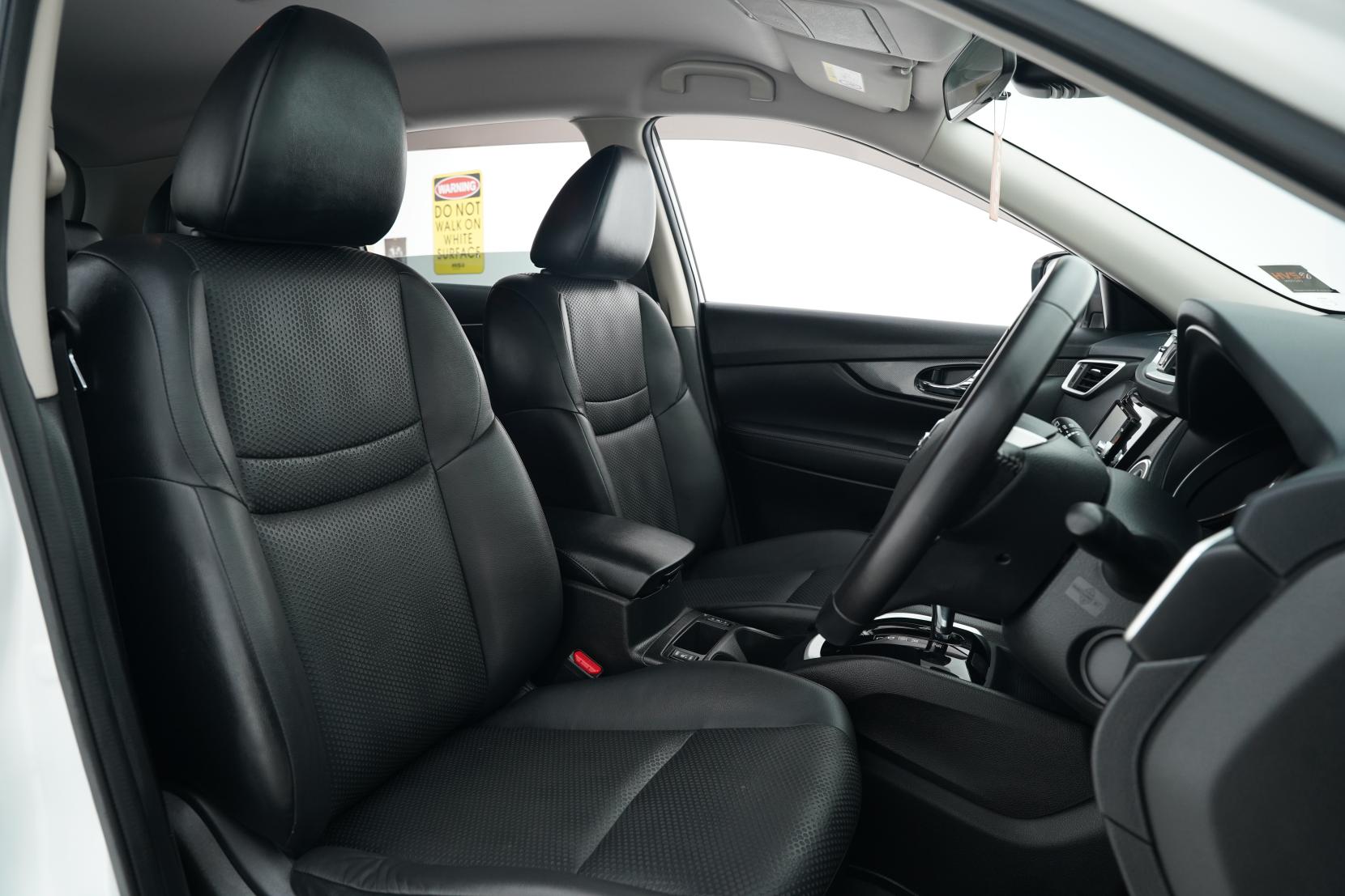 Nissan X-TRAIL 2.0 20X 2WD 5 Seater