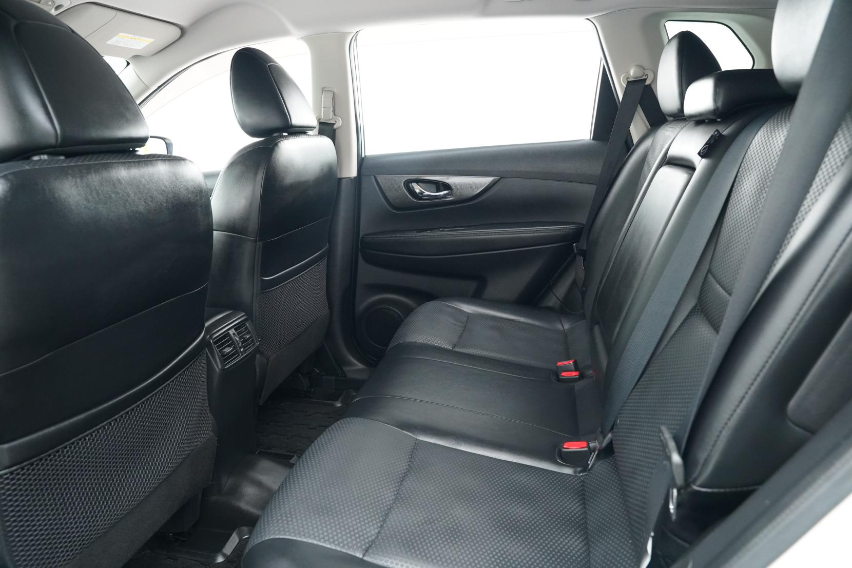 Nissan X-TRAIL 2.0 20X 2WD 5 Seater