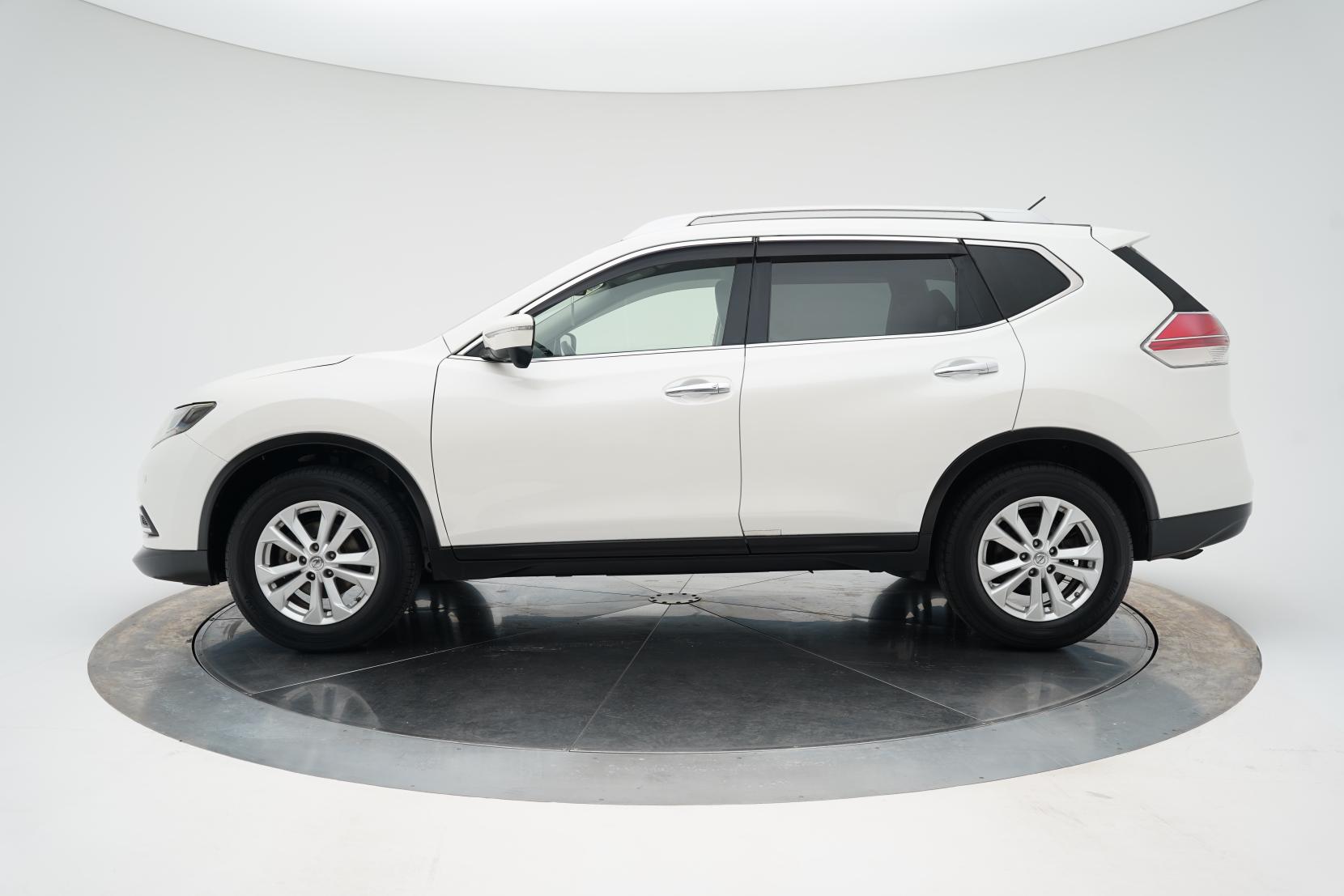 Nissan X-TRAIL 2.0 20X 2WD 5 Seater