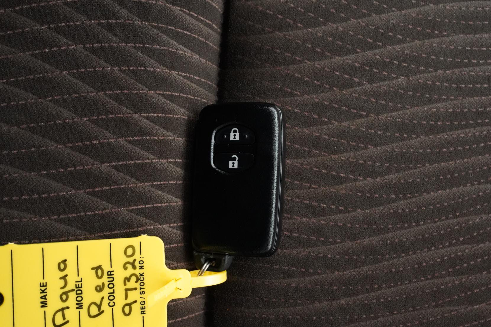 Toyota Aqua 1.5 G PUSH START