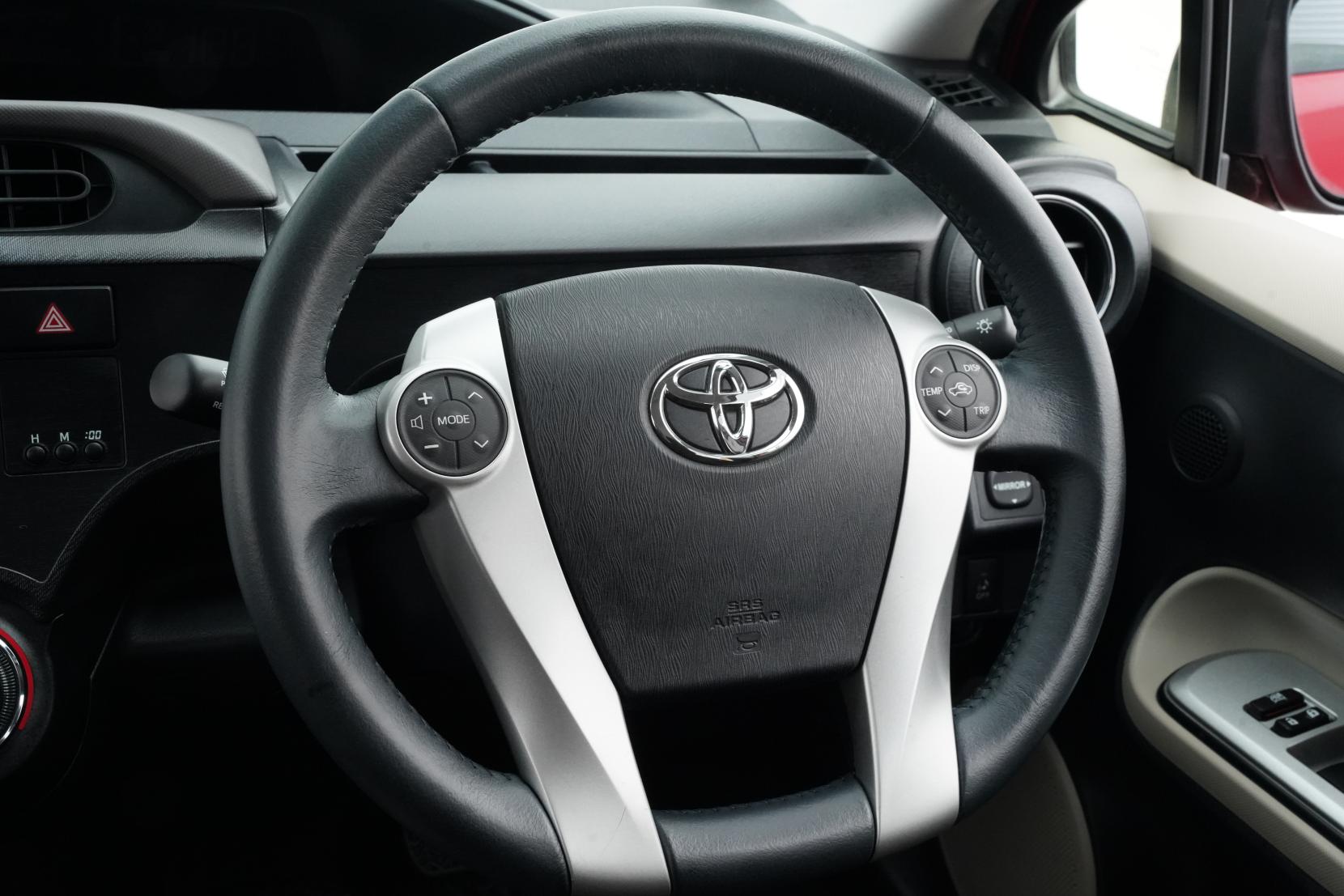 Toyota Aqua 1.5 G PUSH START