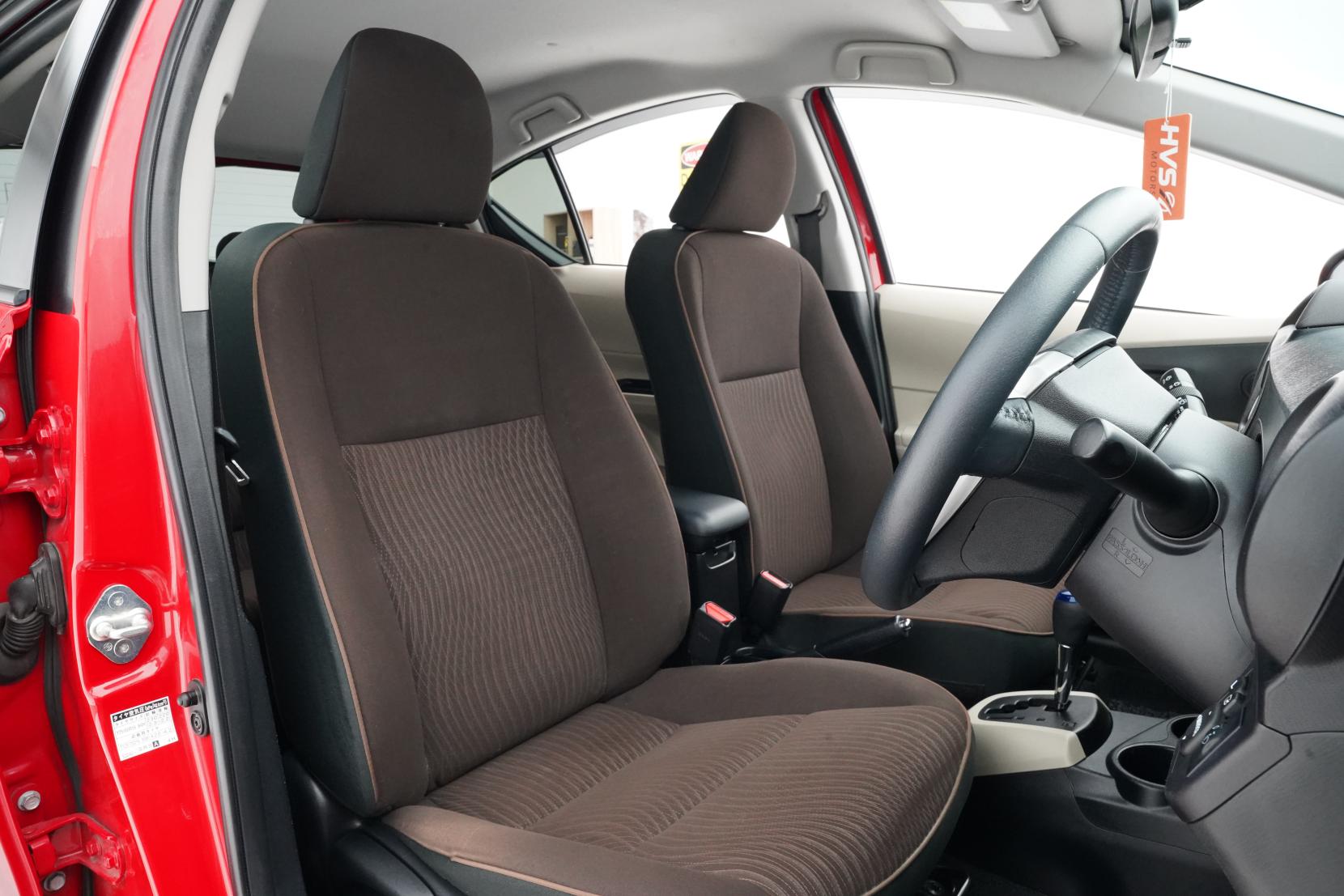 Toyota Aqua 1.5 G PUSH START