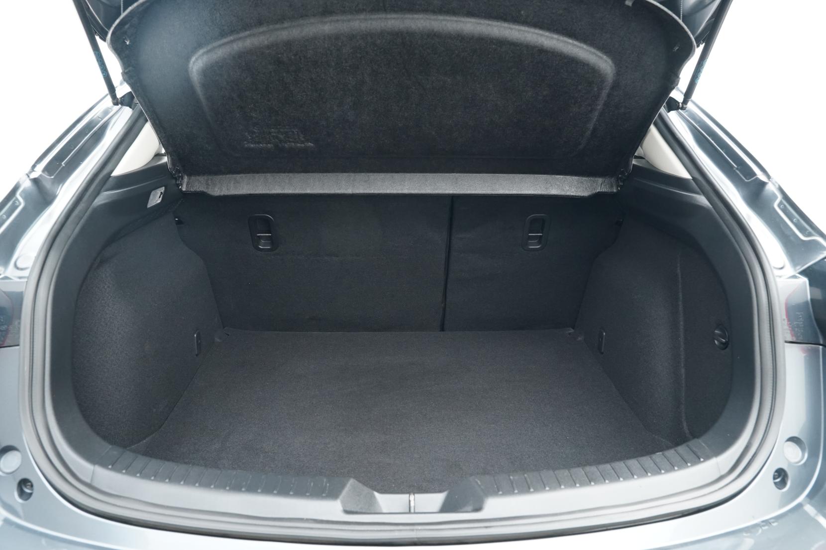 Mazda Axela 2.0 SPORT 20S