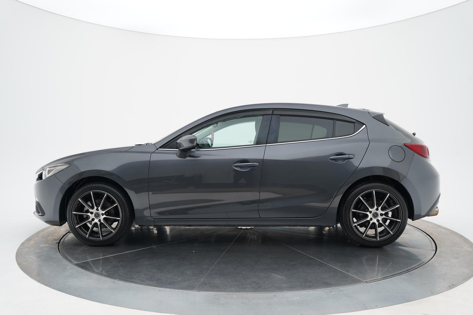 Mazda Axela 2.0 SPORT 20S