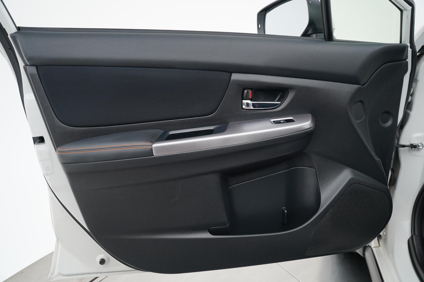 Subaru XV 2.0 2.0I-L EYESIGHT POPSTAR 4WD