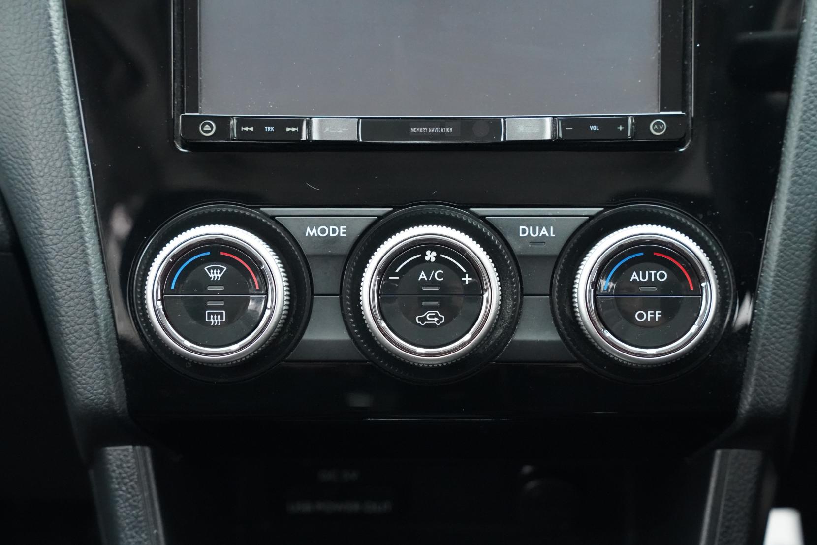 Subaru XV 2.0 2.0I-L EYESIGHT POPSTAR 4WD