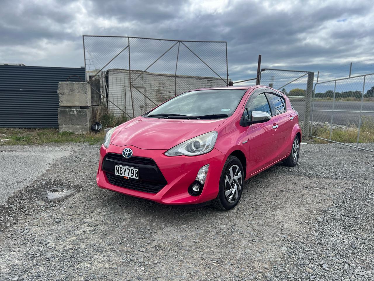 Toyota Aqua 1.5 S Facelift