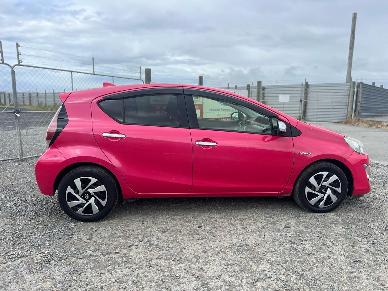 Toyota Aqua 1.5 S Facelift