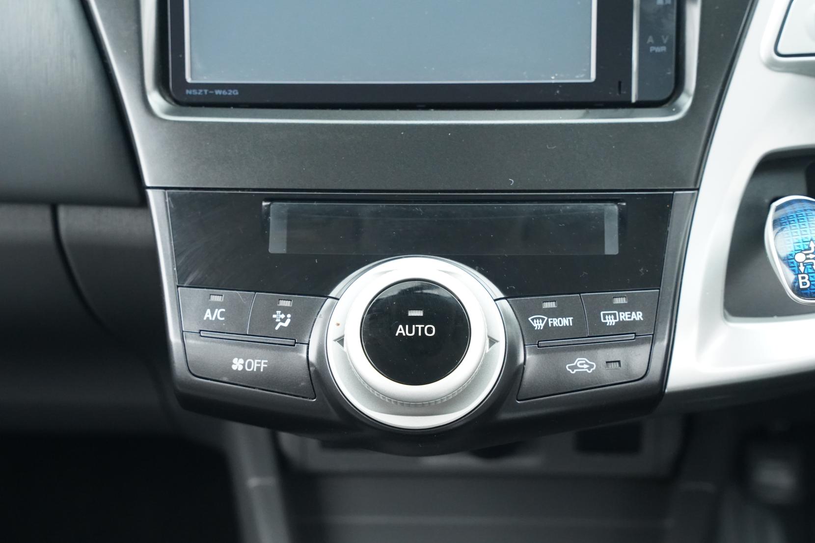 Toyota Prius 1.8 Alpha S 7 Seater