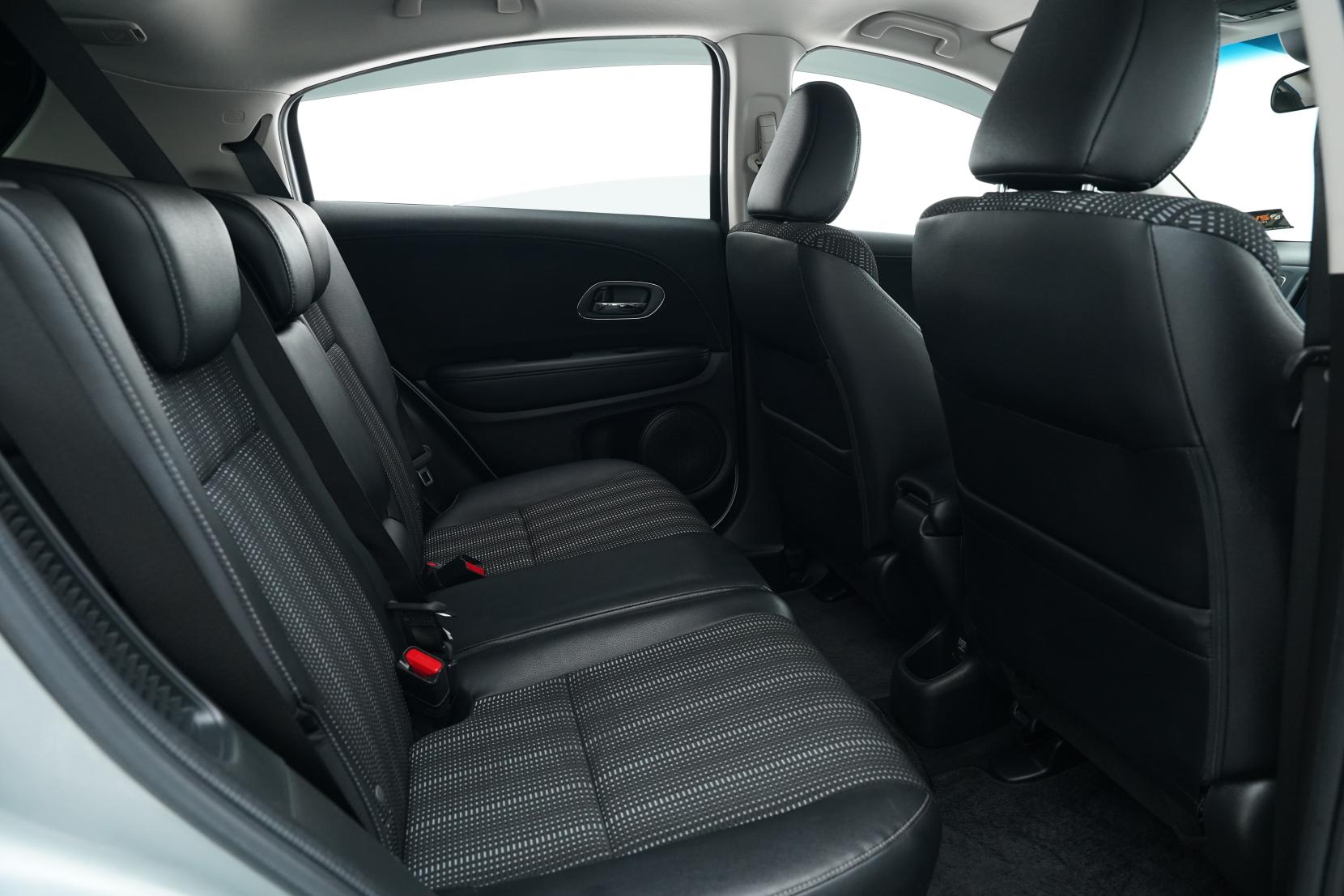 Honda Vezel HYBRID Hybrid X L Package 4WD