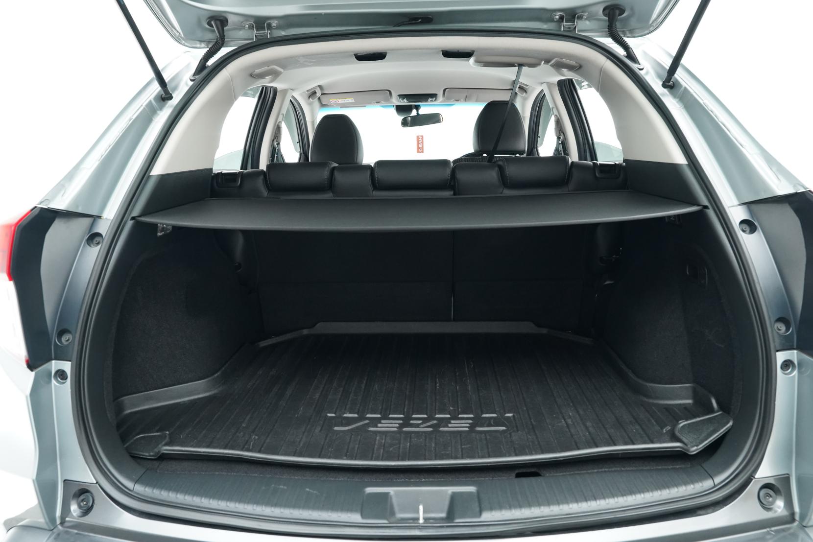 Honda Vezel HYBRID Hybrid X L Package 4WD