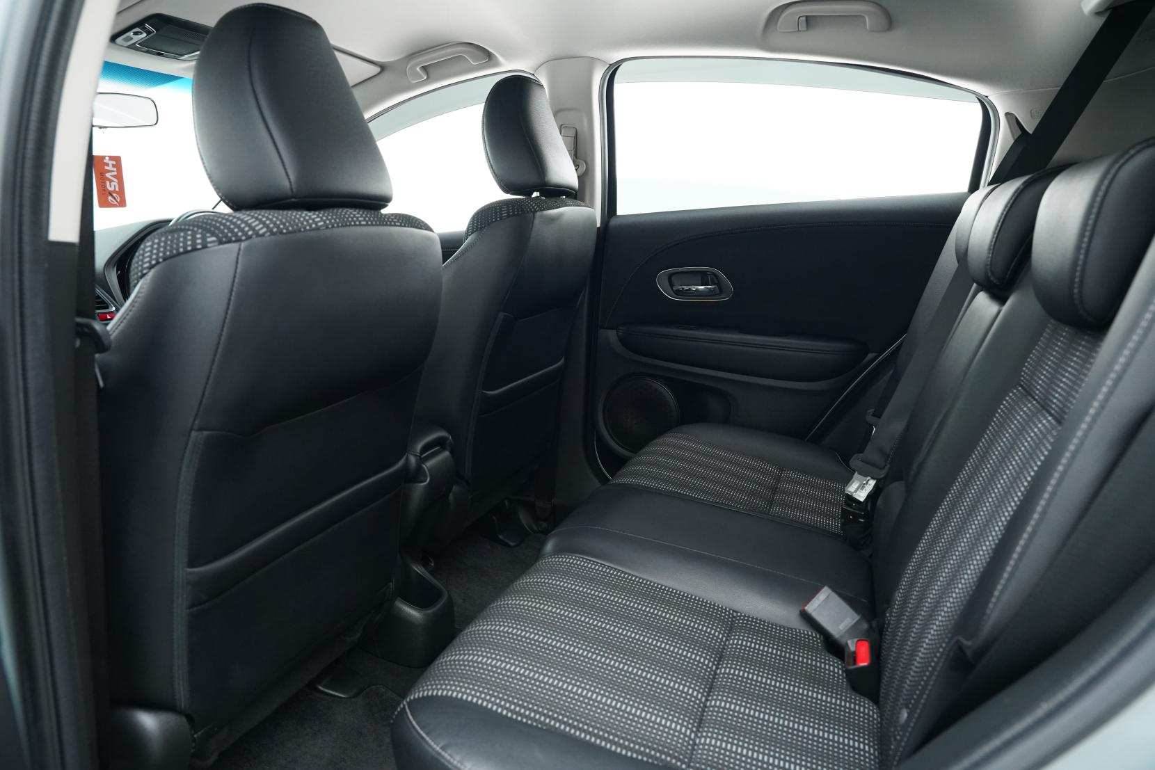 Honda Vezel HYBRID Hybrid X L Package 4WD