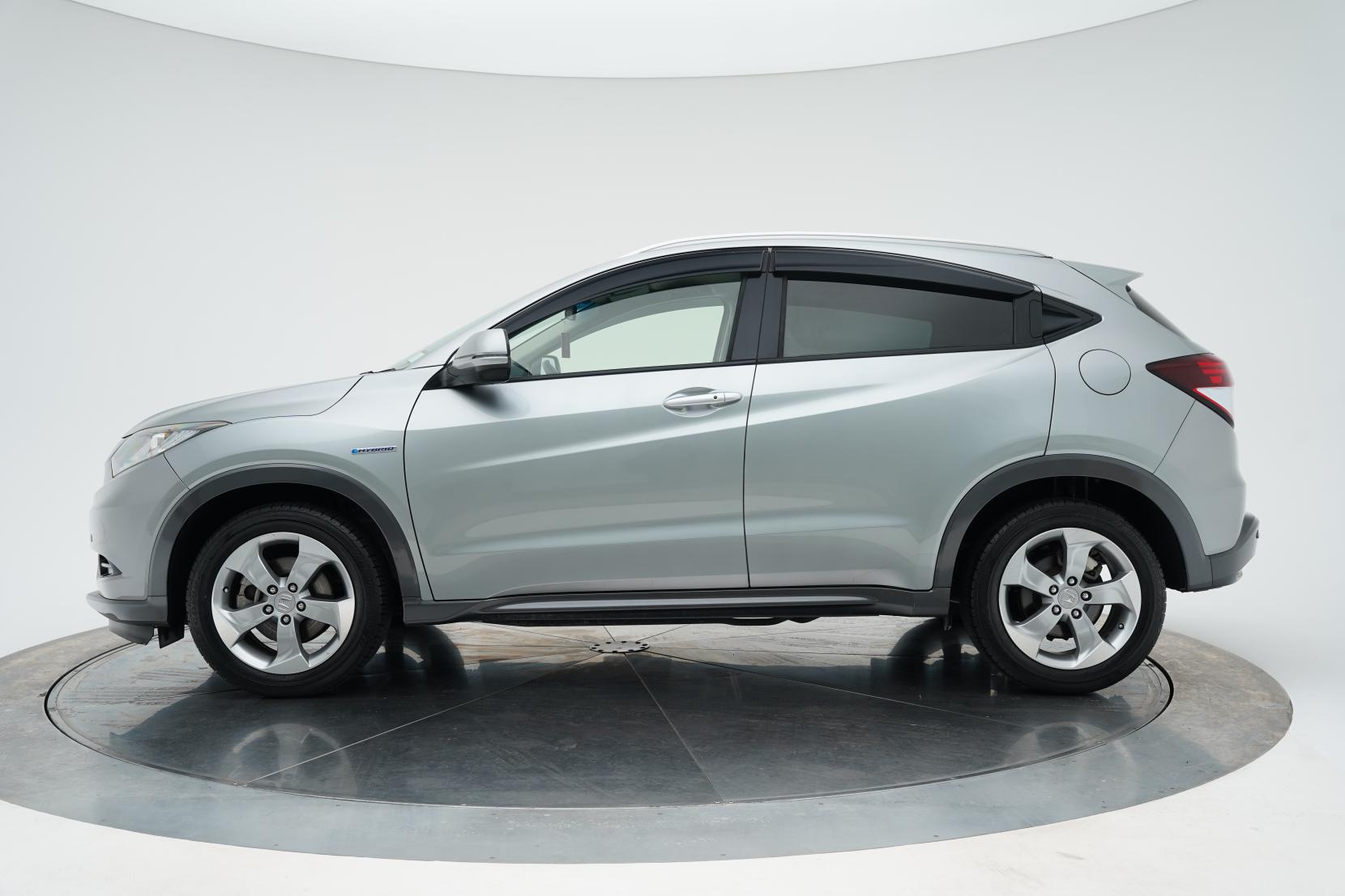 Honda Vezel HYBRID Hybrid X L Package 4WD