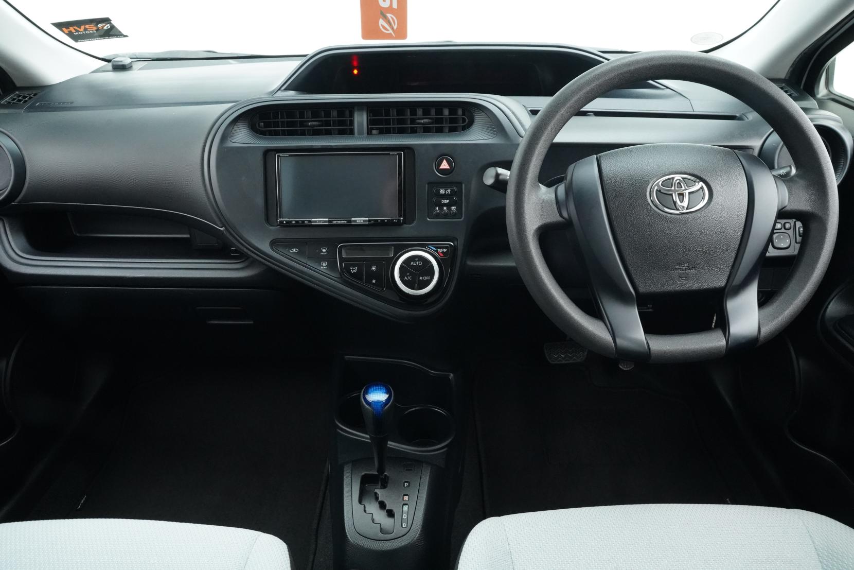 Toyota Aqua 1.5 L FACE-LIFT