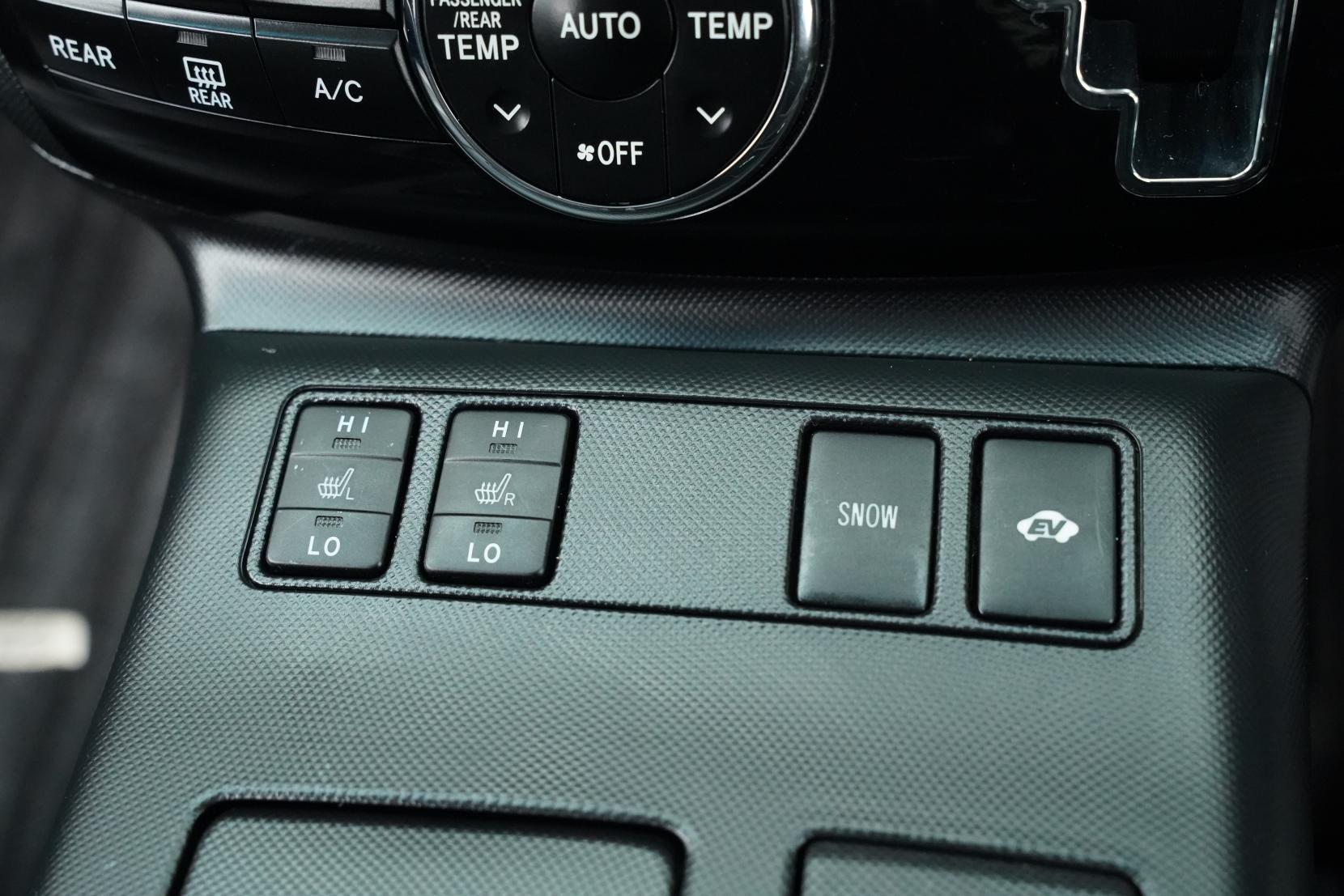 Toyota Estima 2.4 HYBRID AERAS 4WD