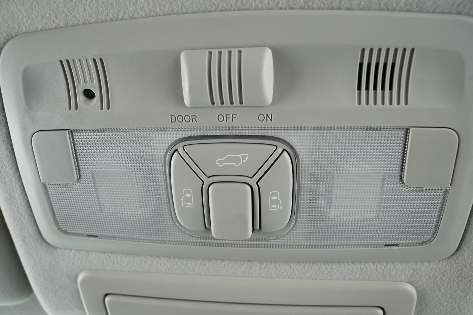 Toyota Estima 2.4 HYBRID AERAS 4WD
