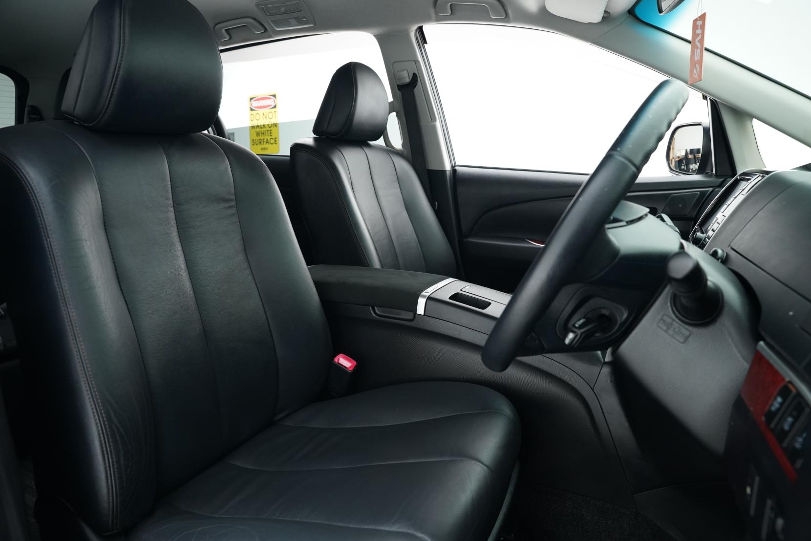 Toyota Estima 2.4 HYBRID AERAS 4WD