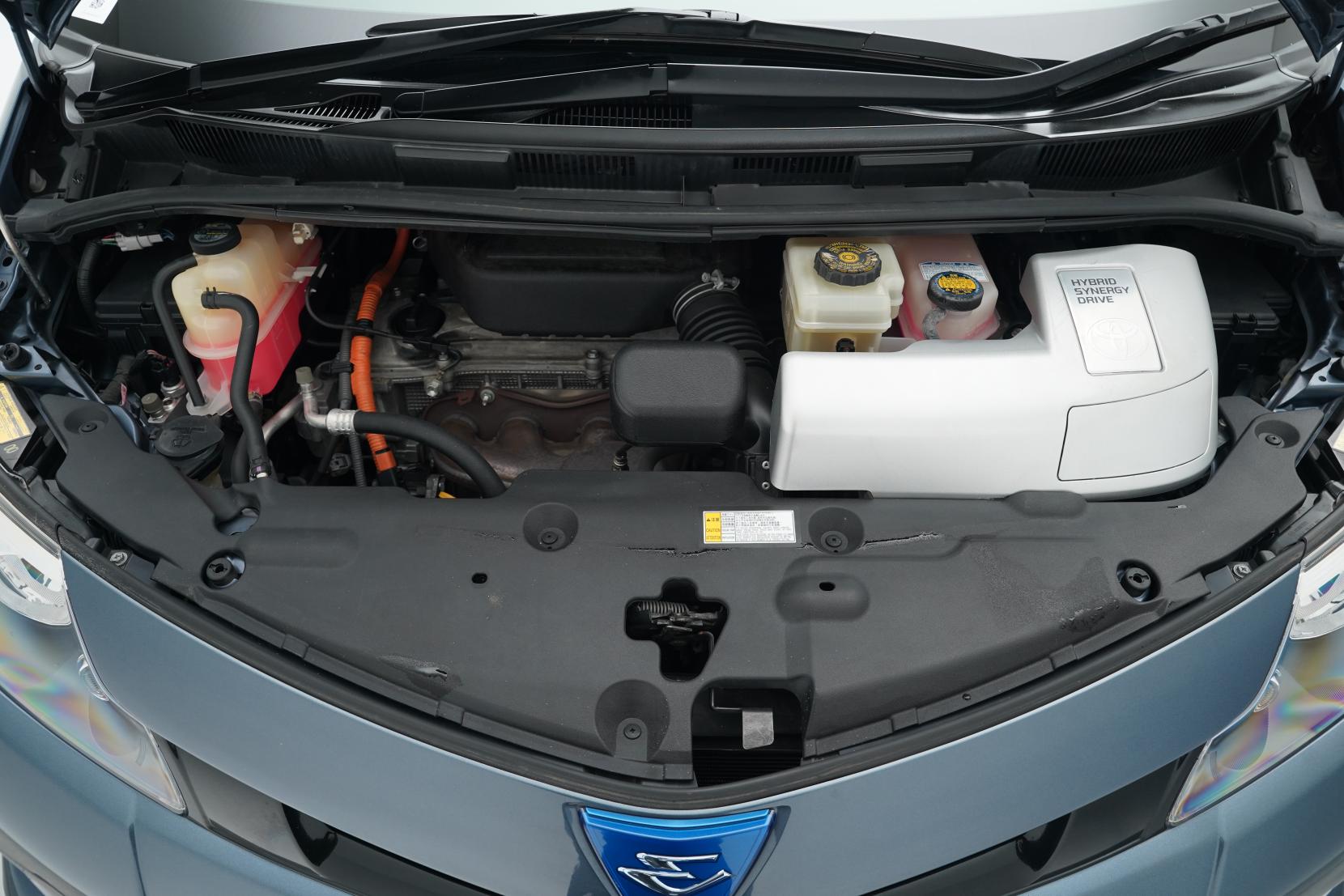 Toyota Estima 2.4 HYBRID AERAS 4WD