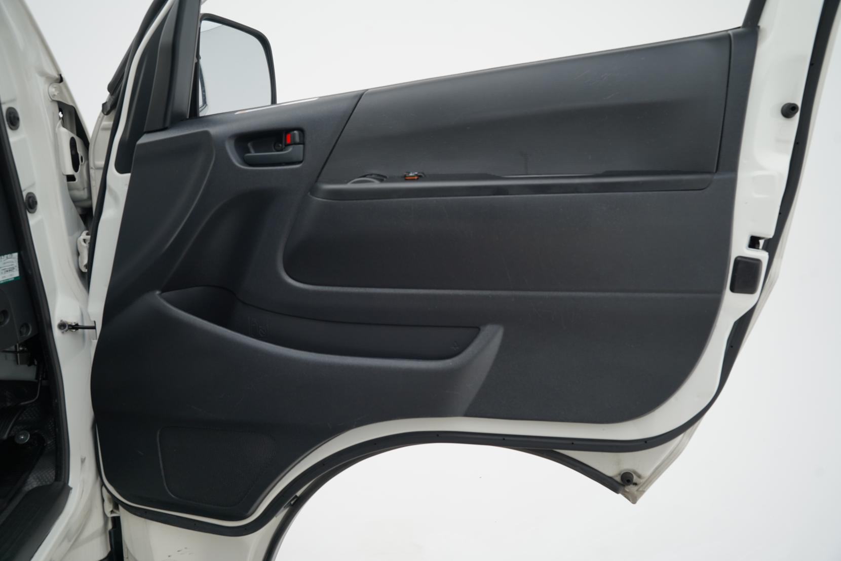 Toyota Hiace 2.8 2.8TD 4WD 4 Door