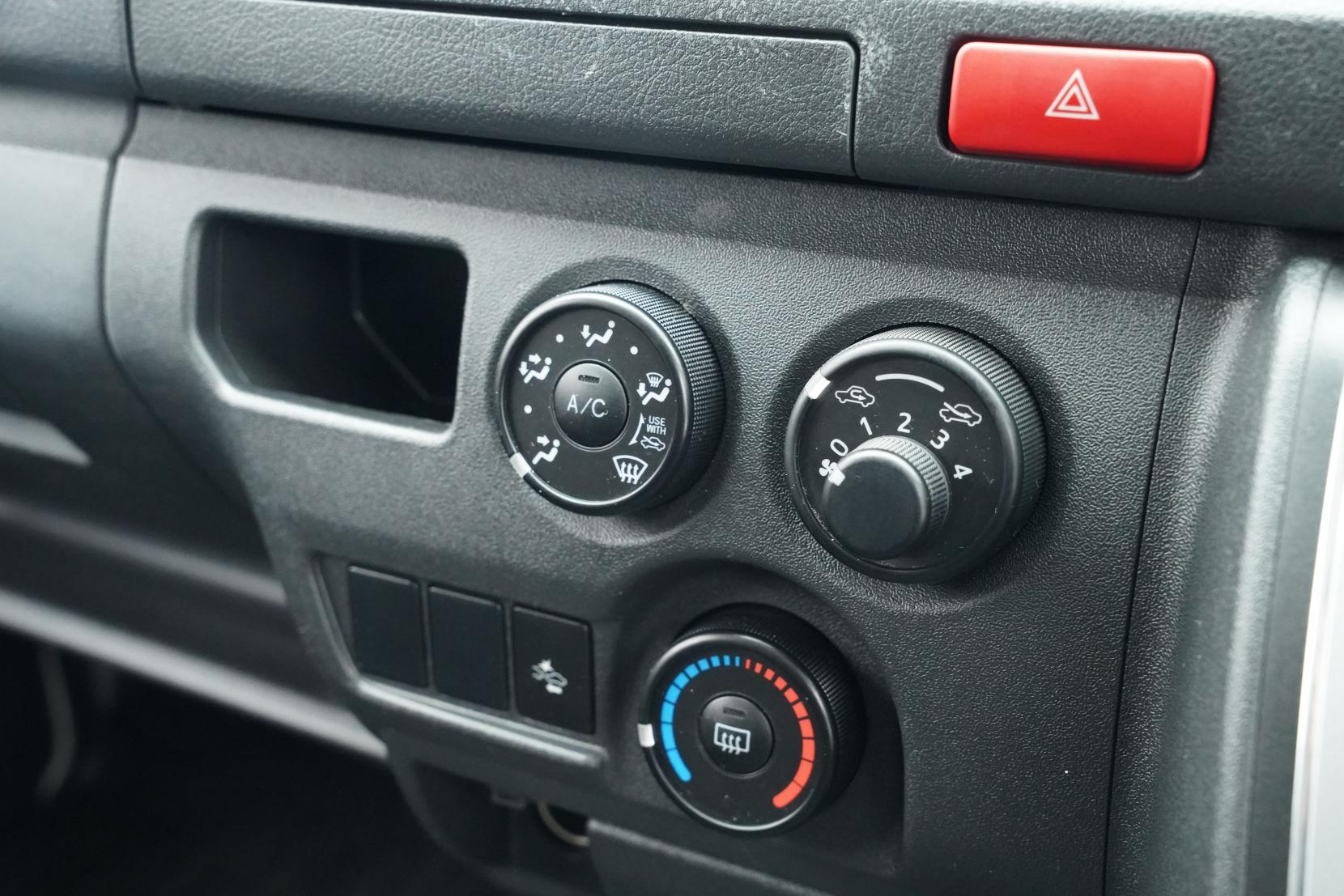 Toyota Hiace 2.8 2.8TD 4WD 4 Door