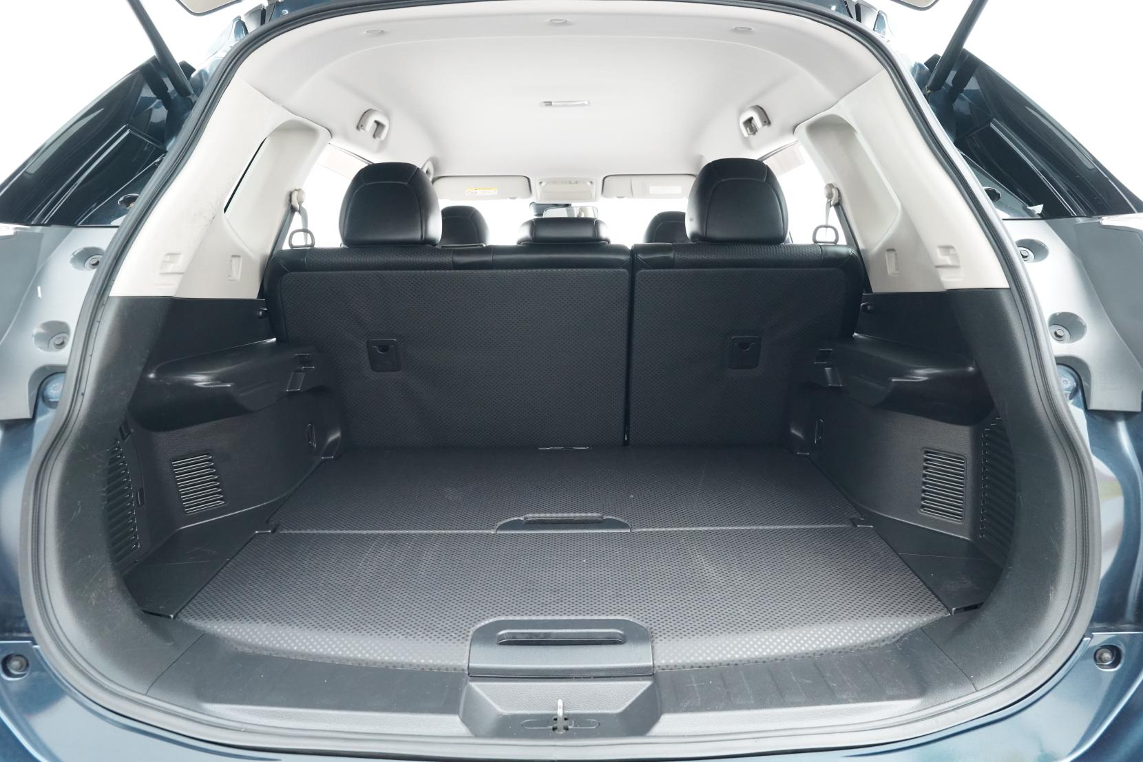 Nissan X-TRAIL 2.0 20X 4WD 5 Seater