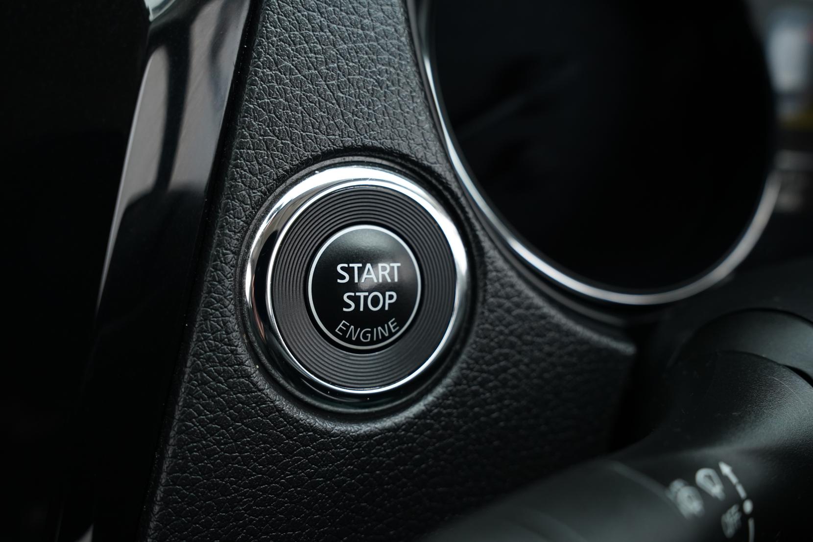 Nissan X-TRAIL 2.0 20X 4WD 5 Seater