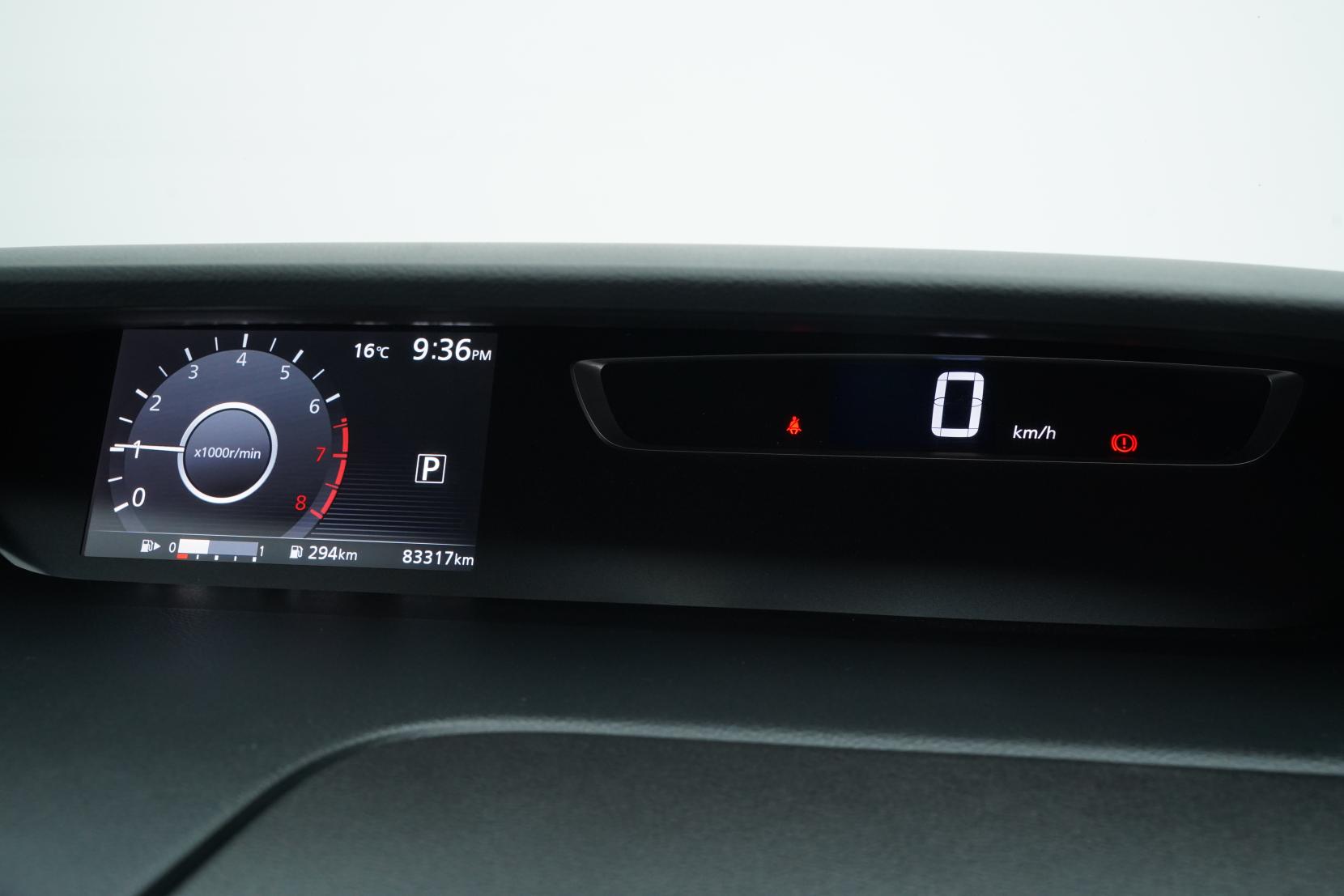 Nissan Serena (1991 – present) 2.0 Hybrid X 8seats