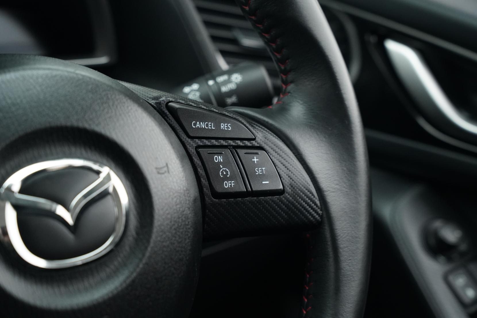 Mazda Axela SPORT 15S