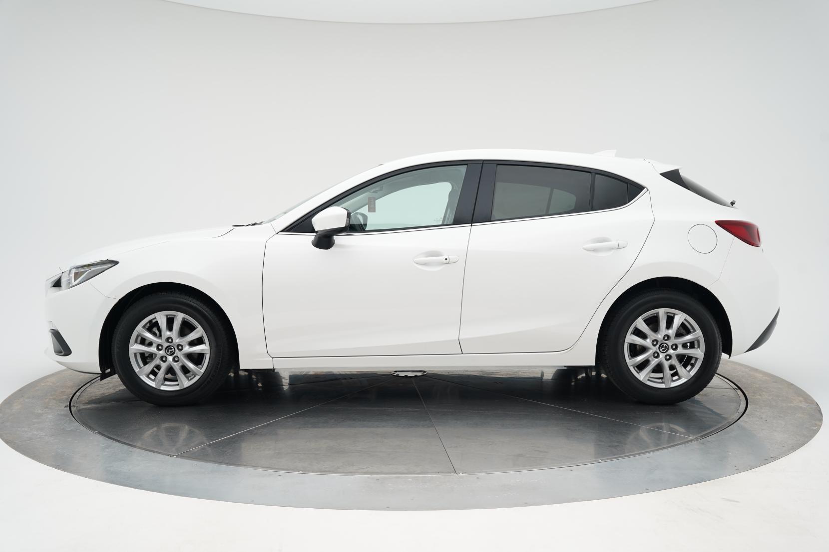 Mazda Axela SPORT 15S