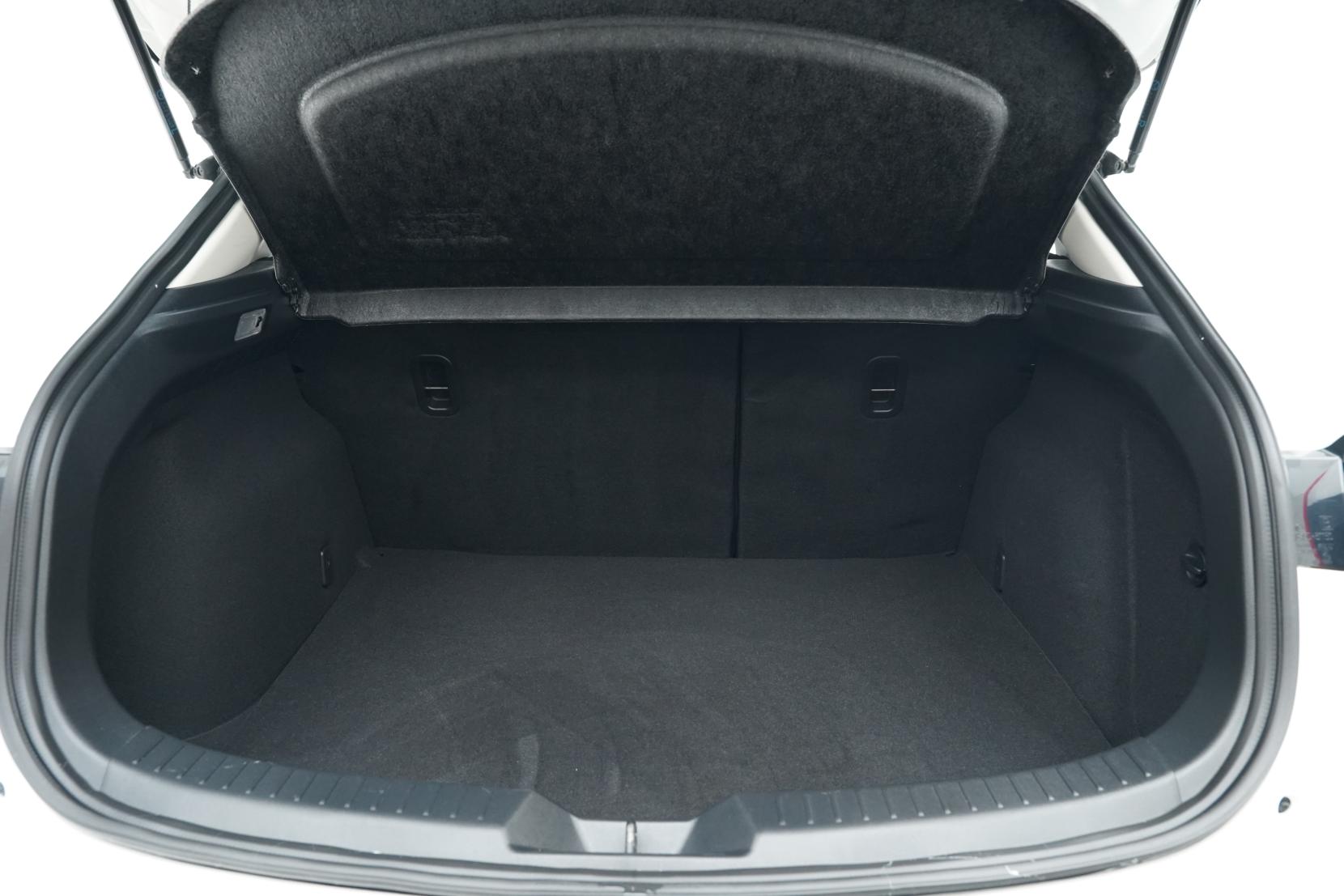 Mazda Axela SPORT 15S