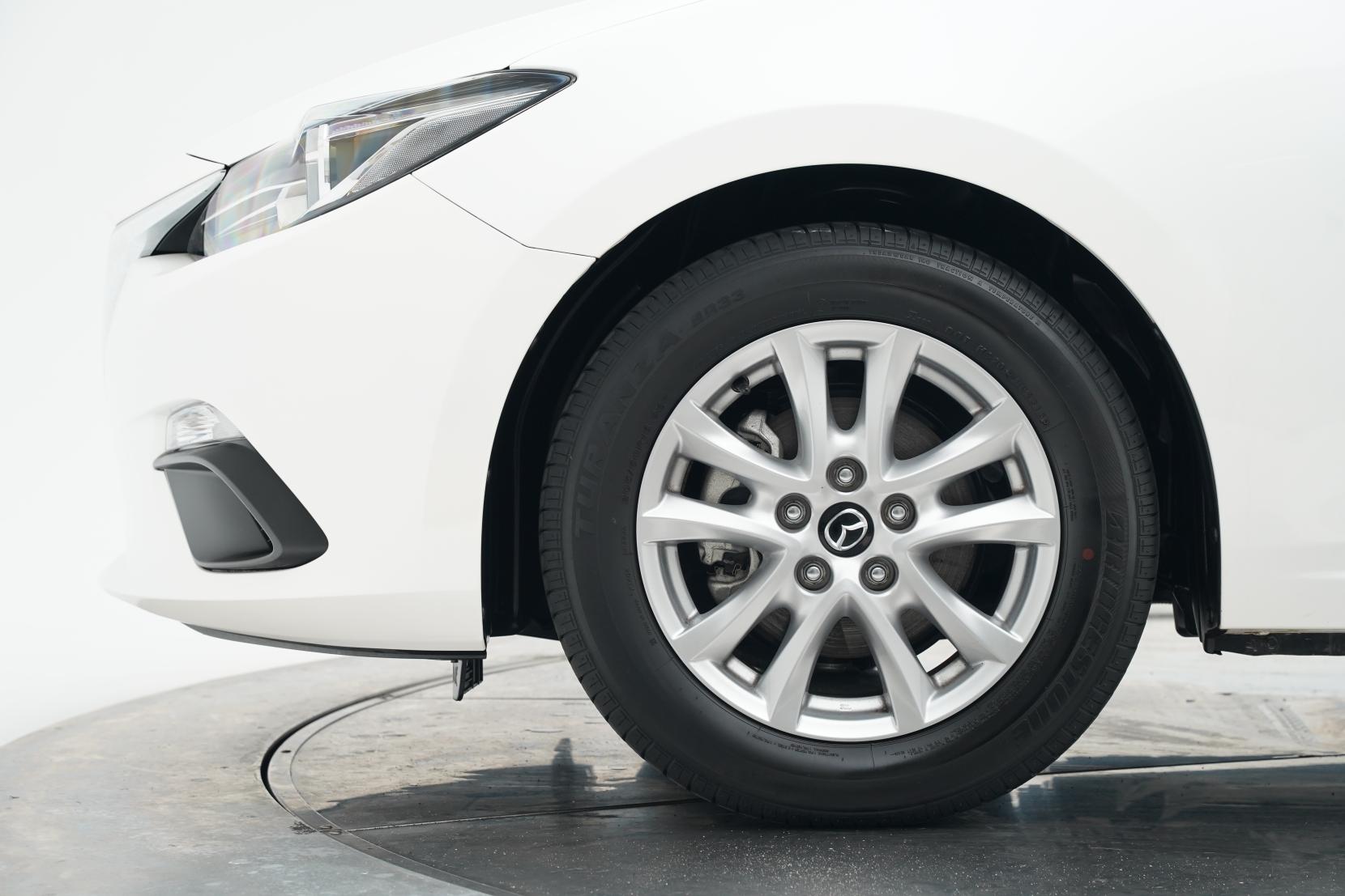 Mazda Axela SPORT 15S