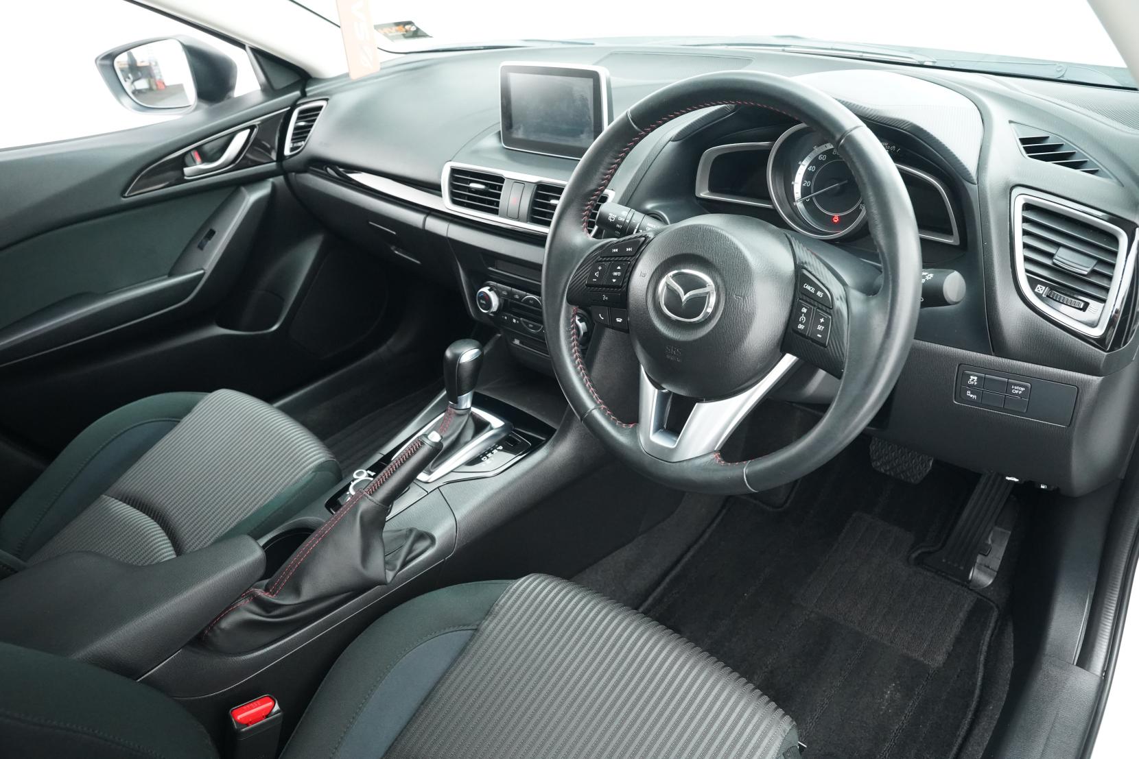 Mazda Axela SPORT 15S