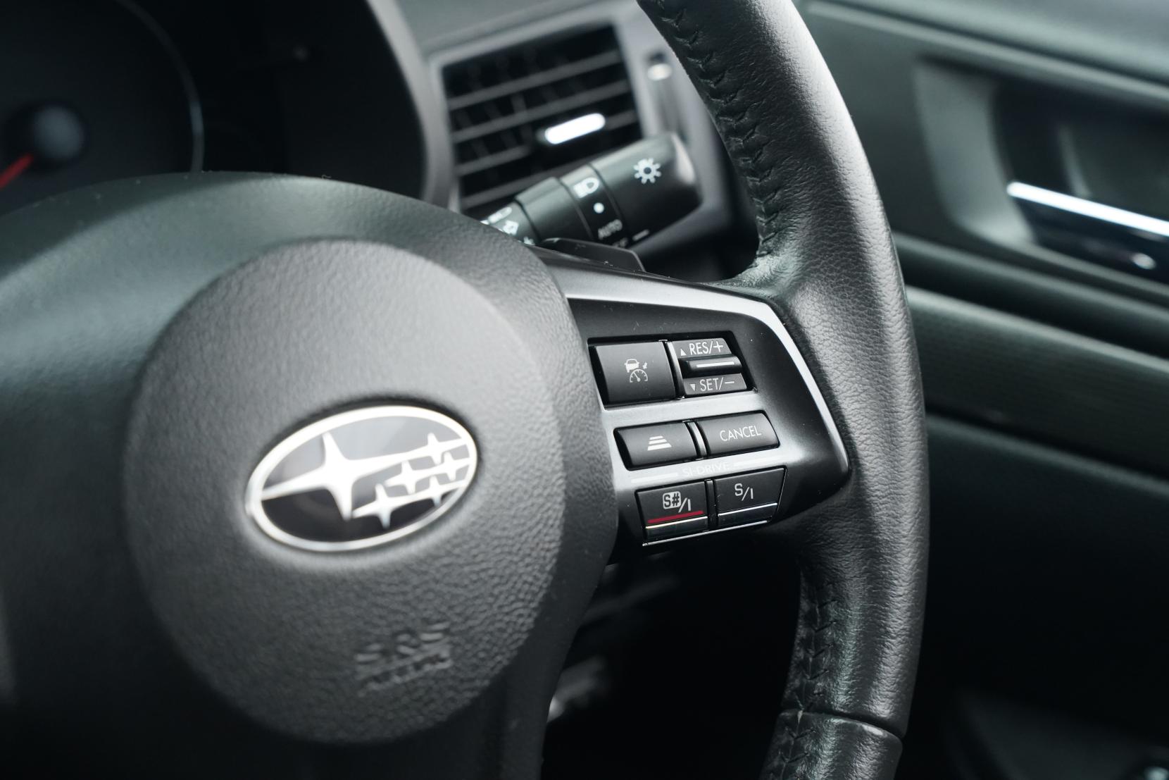 Subaru Legacy B4 4WD 2.5I EYESIGHT
