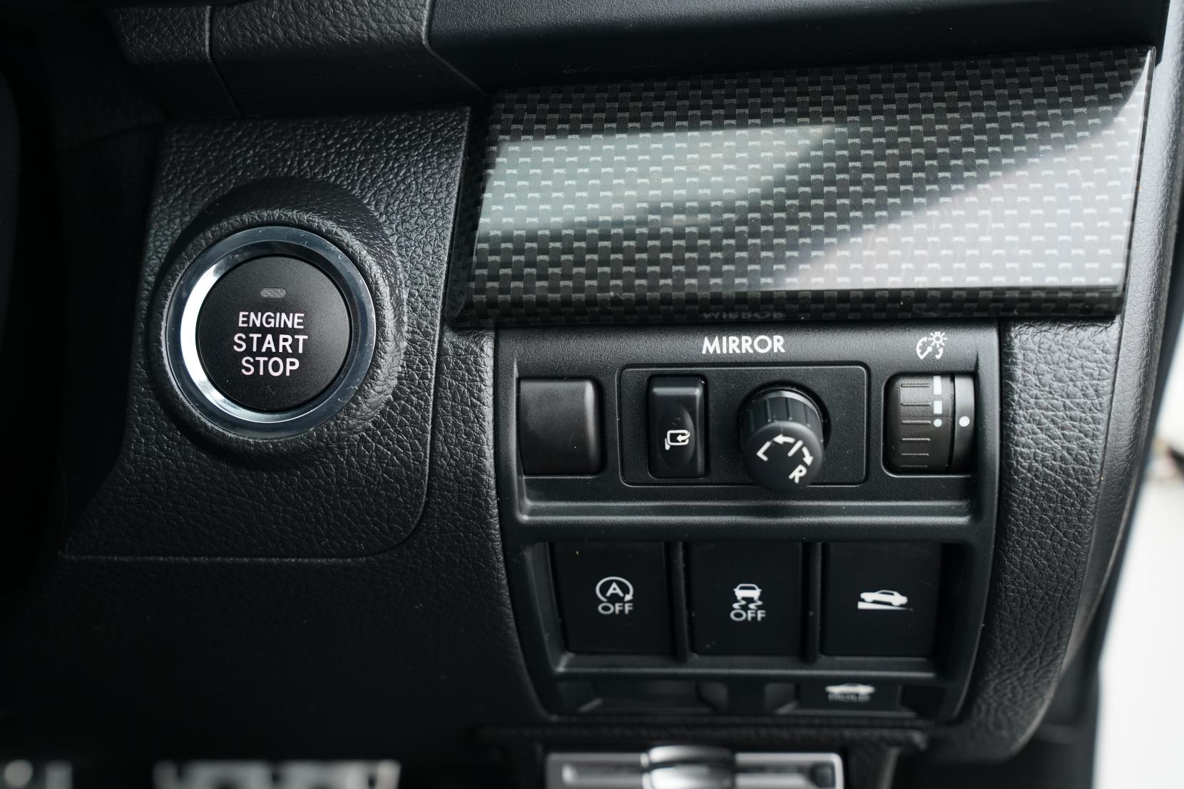 Subaru Legacy B4 4WD 2.5I EYESIGHT