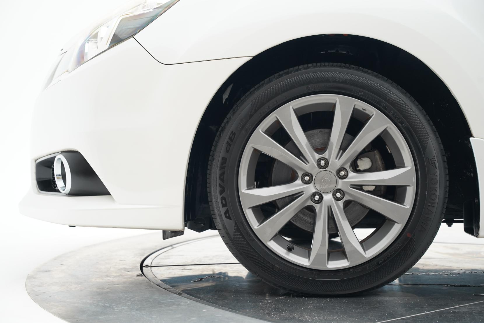 Subaru Legacy B4 4WD 2.5I EYESIGHT